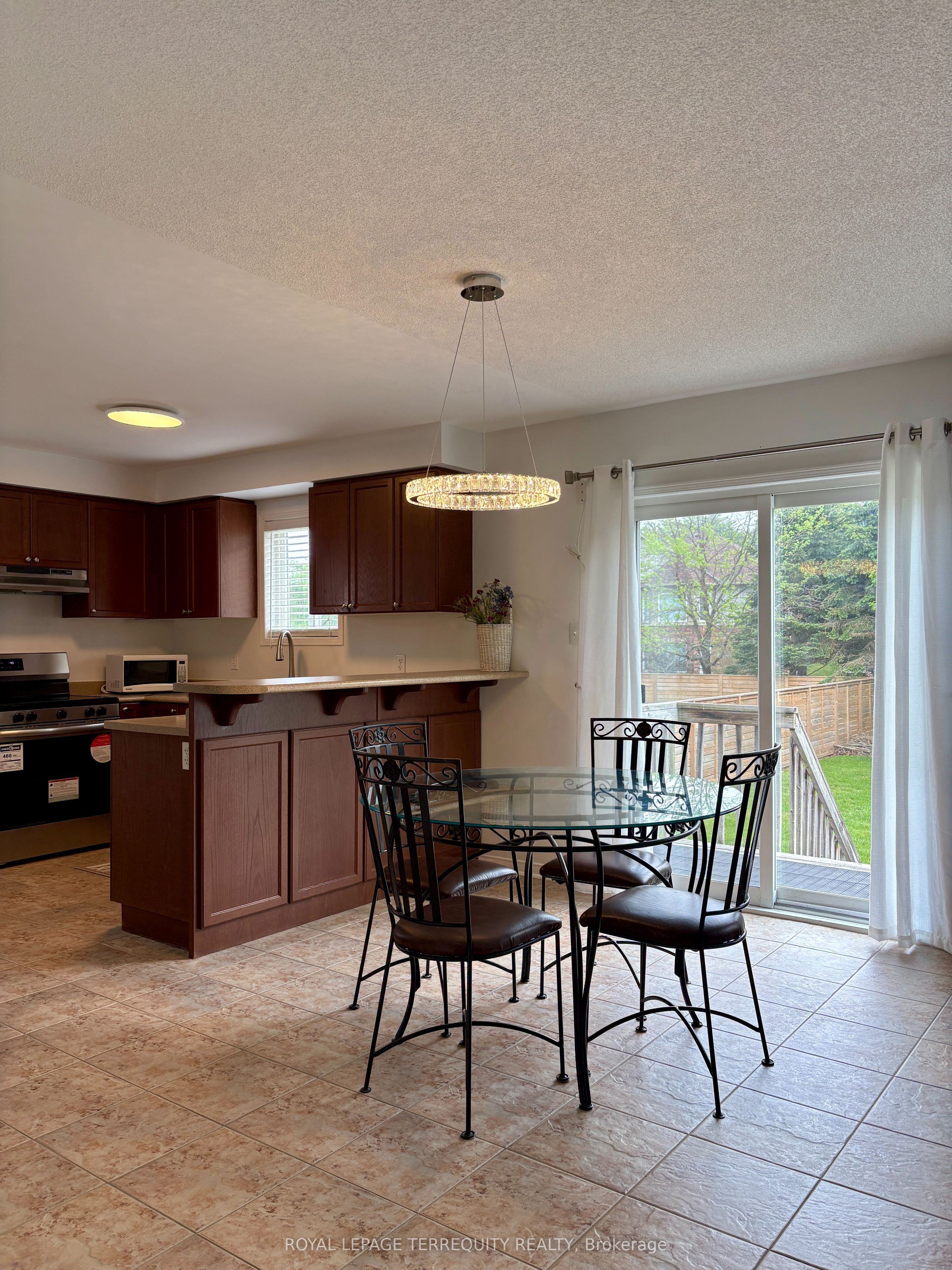 55 Regina Boulevard, Wasaga Beach, ON L9Z 1M8 photo 4
