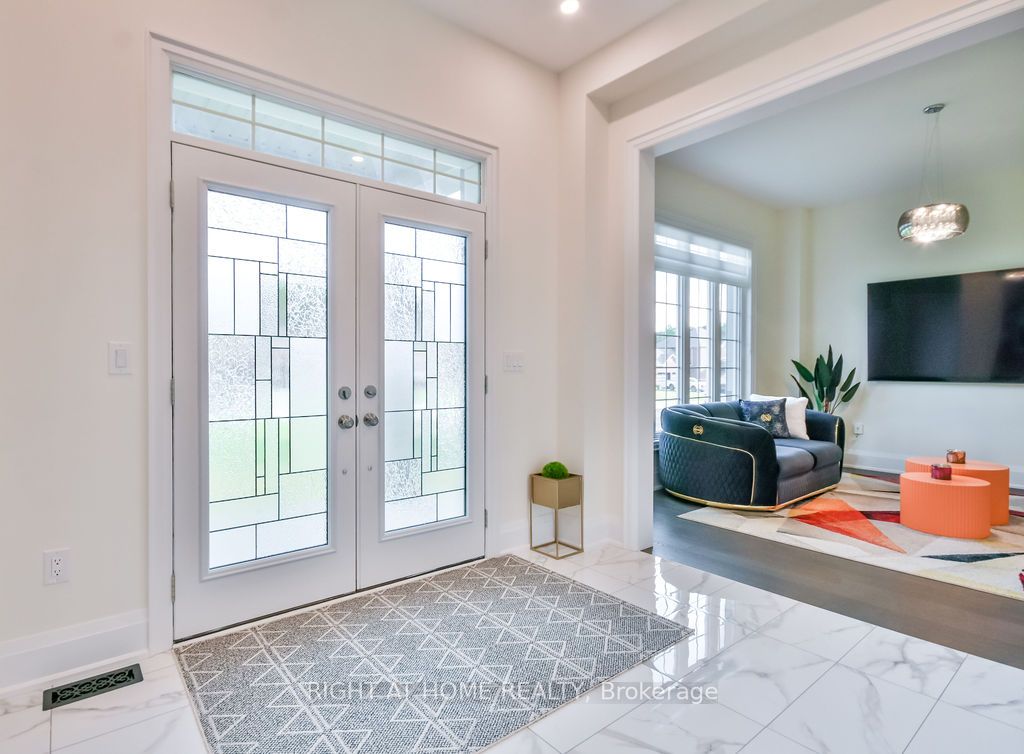 8 Forest Heights Court, Oro-Medonte, ON L0L 2E0 photo 4