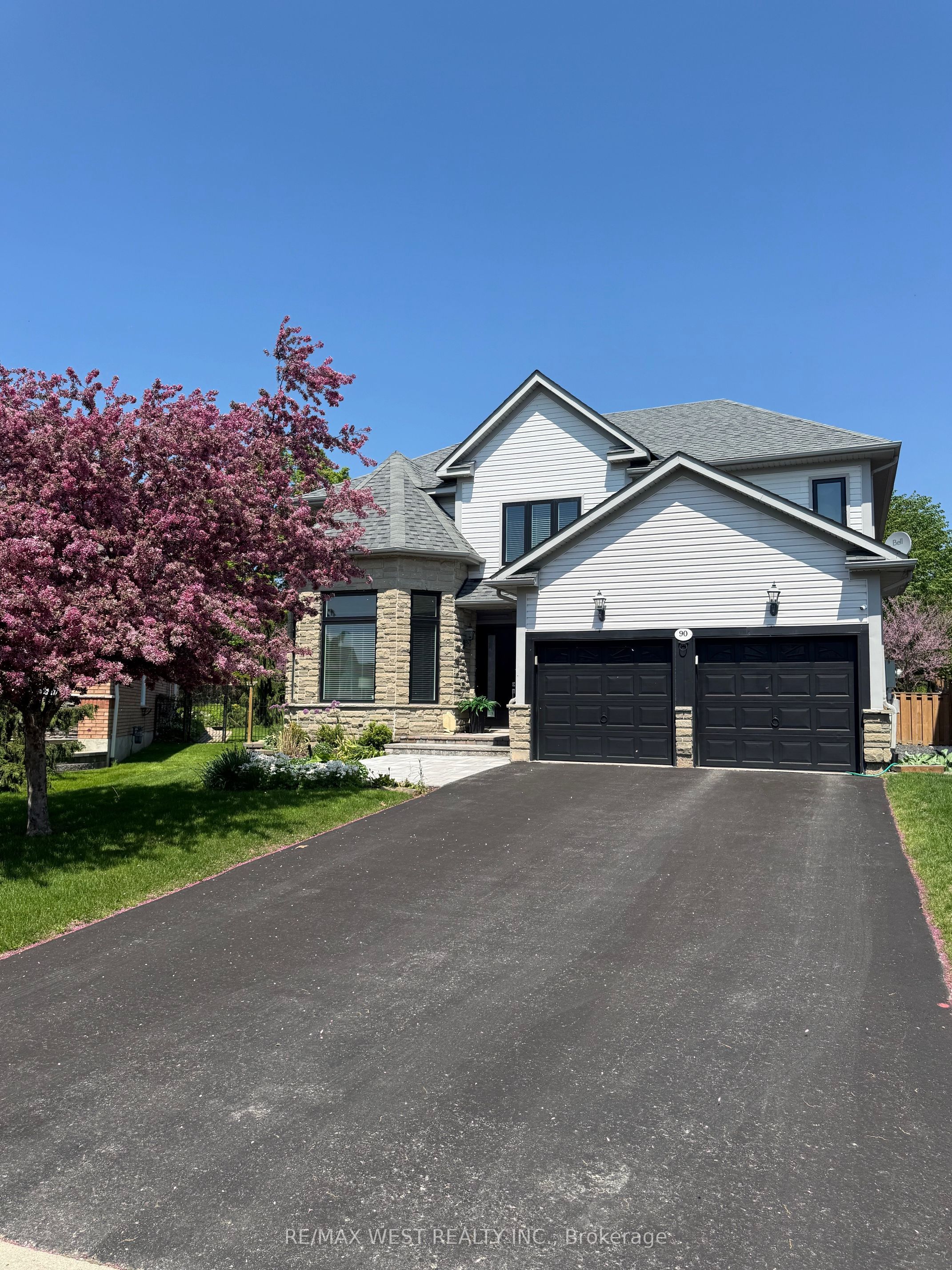 90 Birkhall Place, Barrie, ON L4N 0K2 photo 3