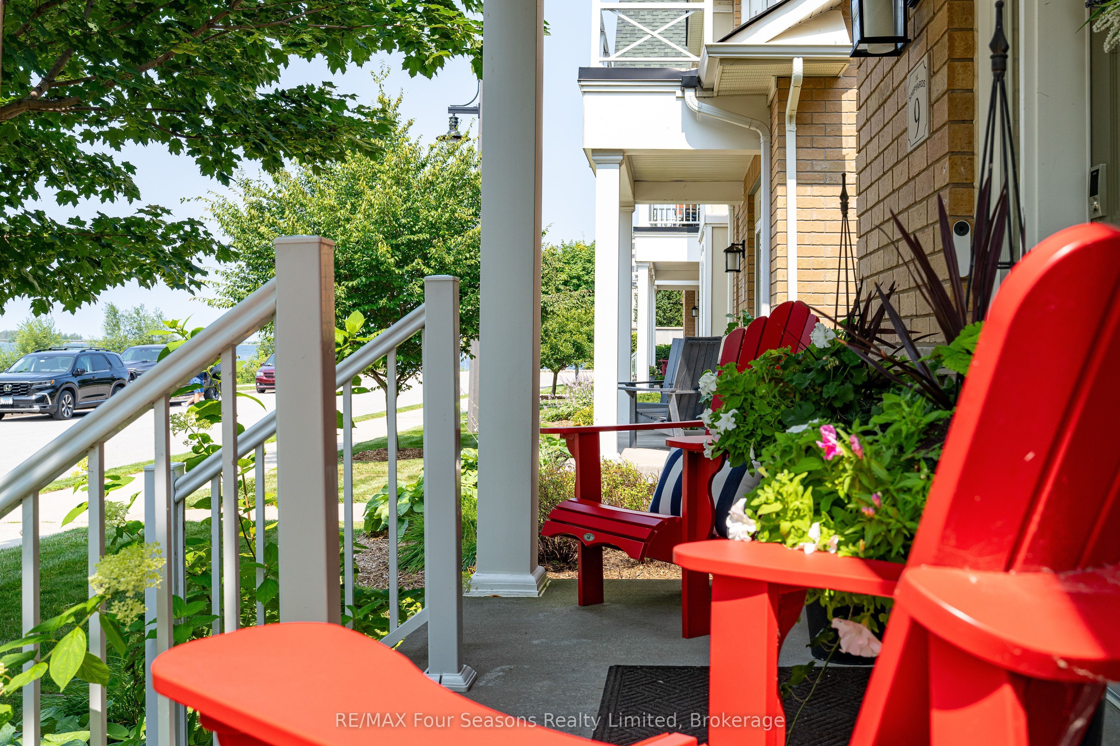 9 North Maple Street, Collingwood, ON L9Y 0J7 photo 3