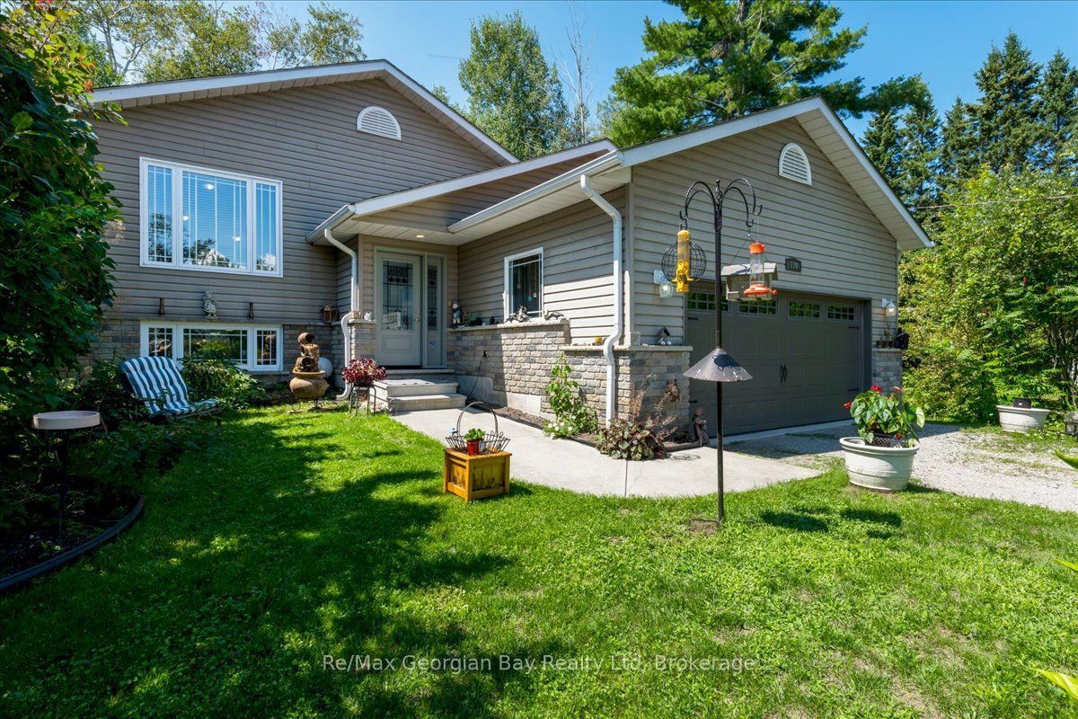 110 Maskinonge Road, Tay, ON L0K 2A0 photo 2