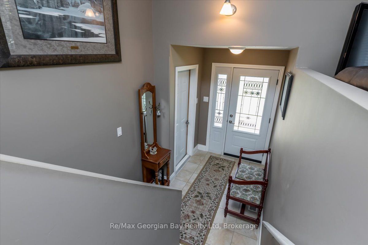 110 Maskinonge Road, Tay, ON L0K 2A0 photo 3