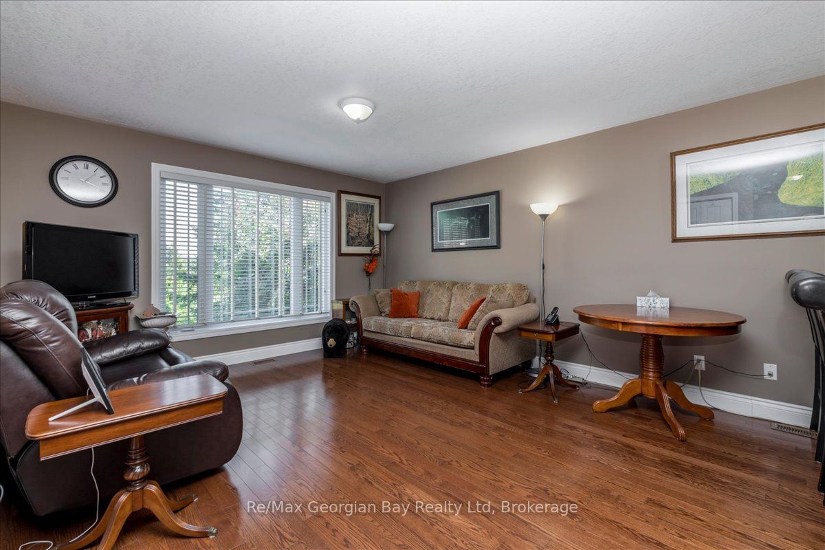 110 Maskinonge Road, Tay, ON L0K 2A0 photo 5