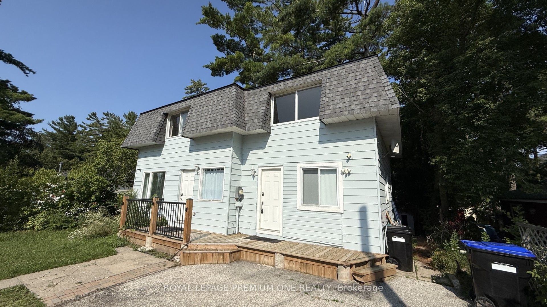 512 Mosley Street Whole House, Wasaga Beach, ON L9Z 2J4 photo 2
