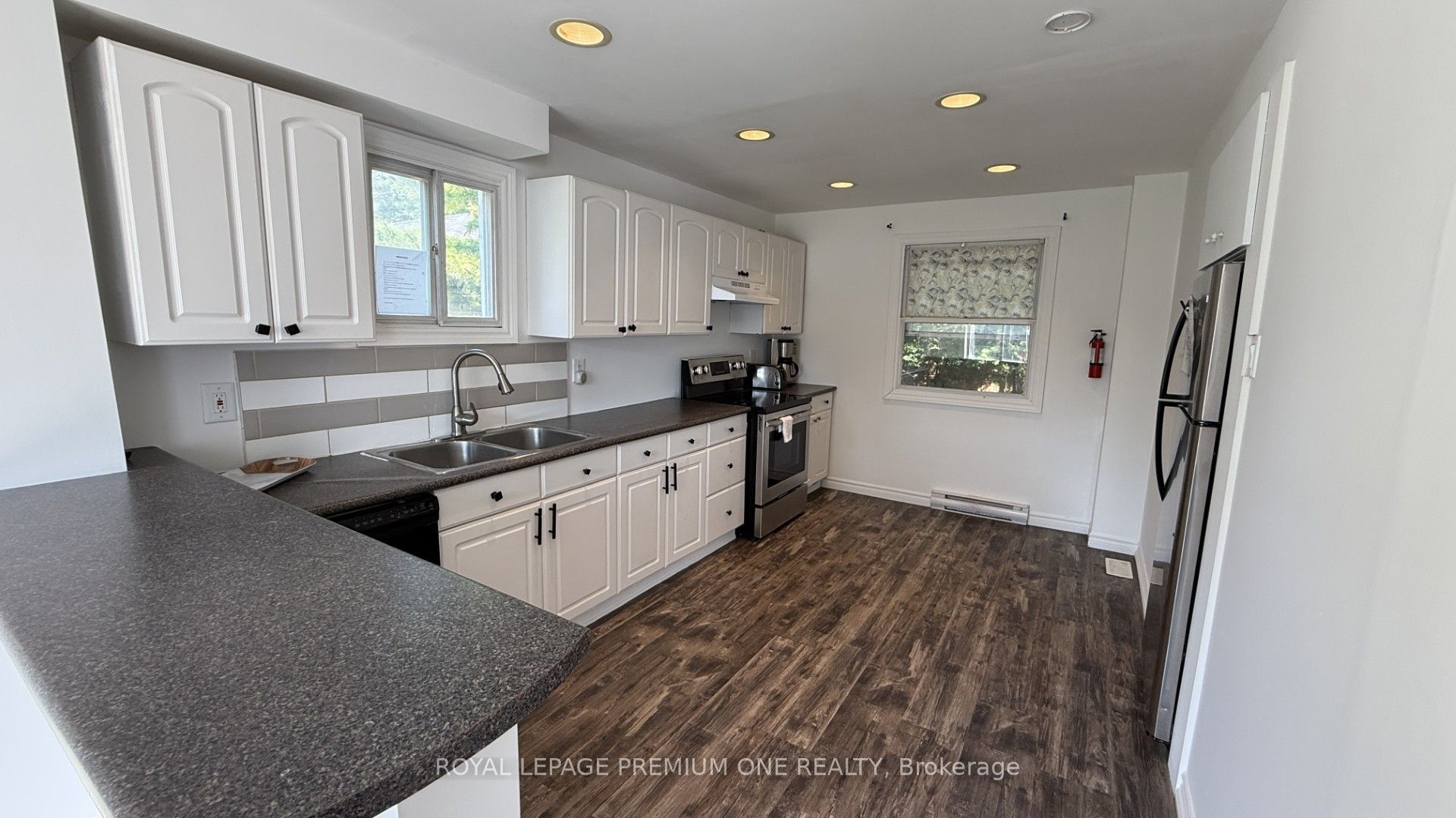 512 MOSLEY Street UNIT A, Wasaga Beach, ON L9Z 2J4 photo 4