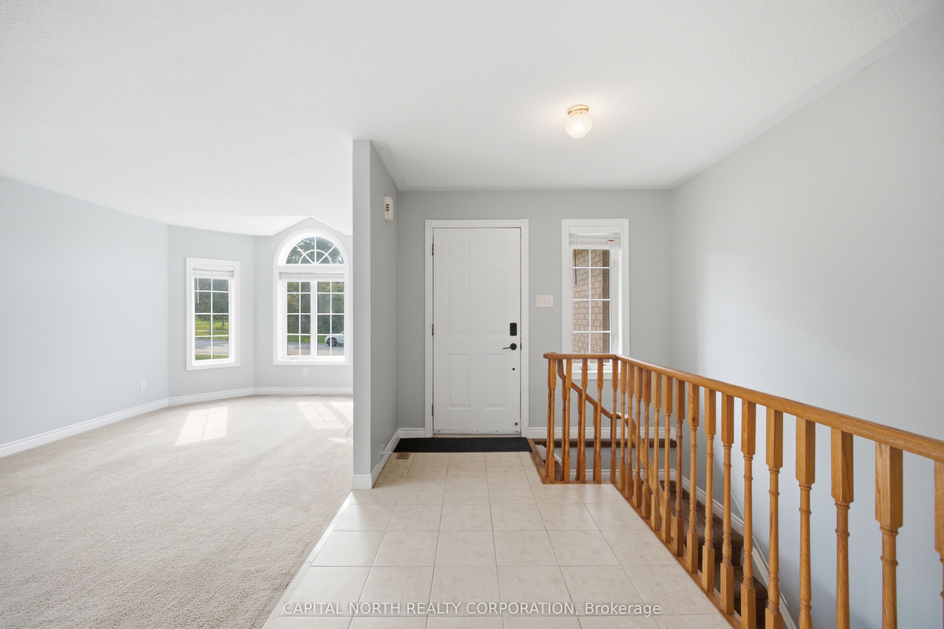126 Marsellus Drive, Barrie, ON L4N 0E1 photo 4