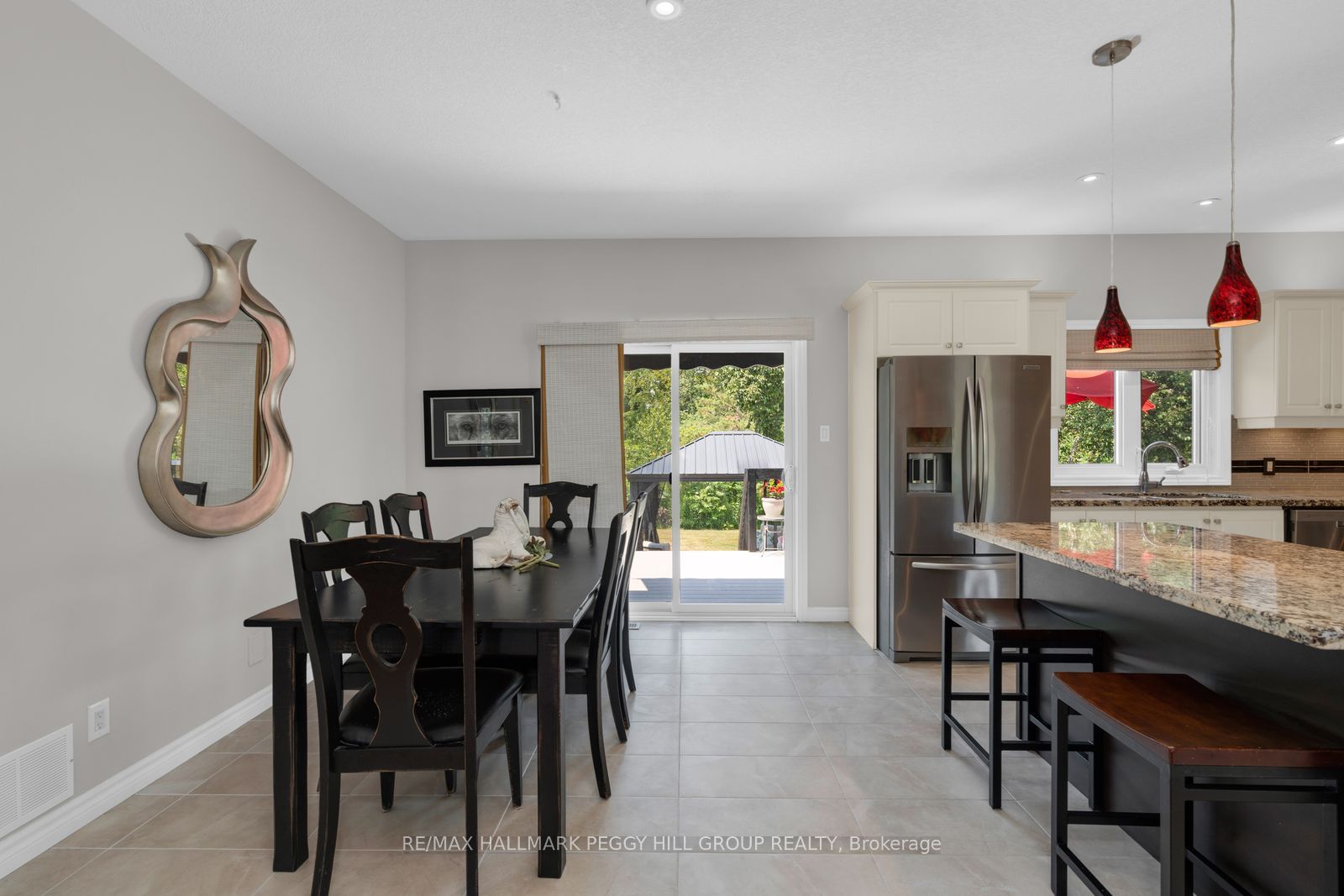 22 Bachly Avenue, Oro-Medonte, ON L0K 1N0 photo 4