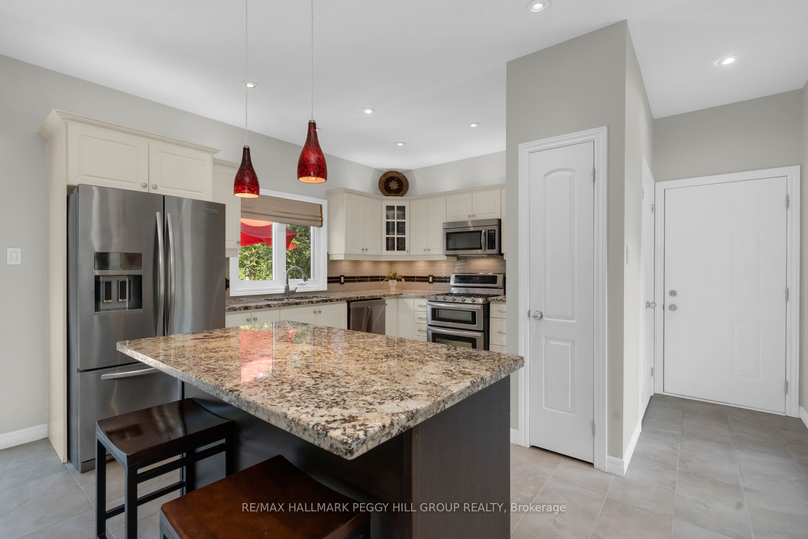 22 Bachly Avenue, Oro-Medonte, ON L0K 1N0 photo 5