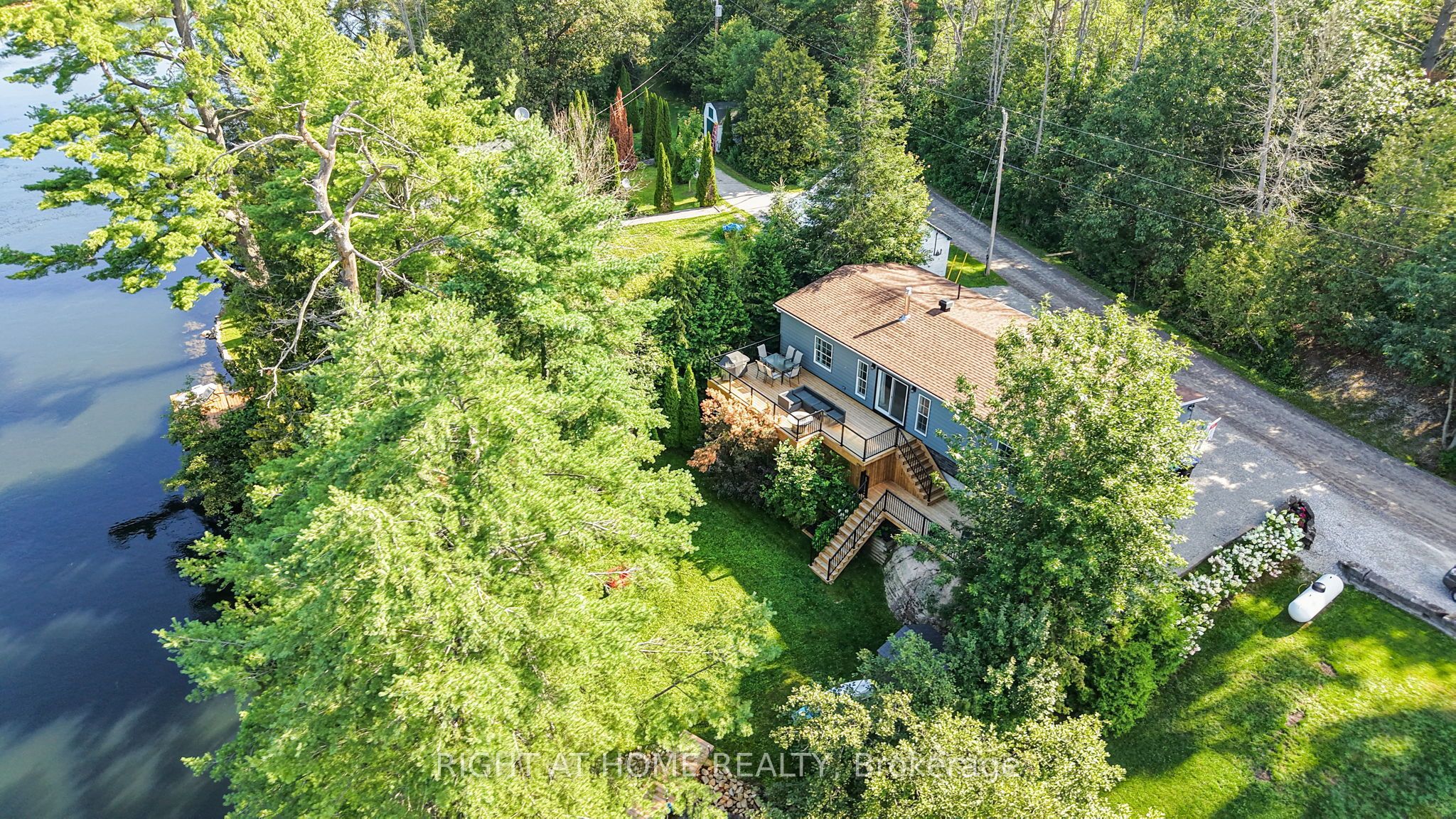 8168 Laidlaw Avenue, Ramara, ON L0K 2B0 photo 3