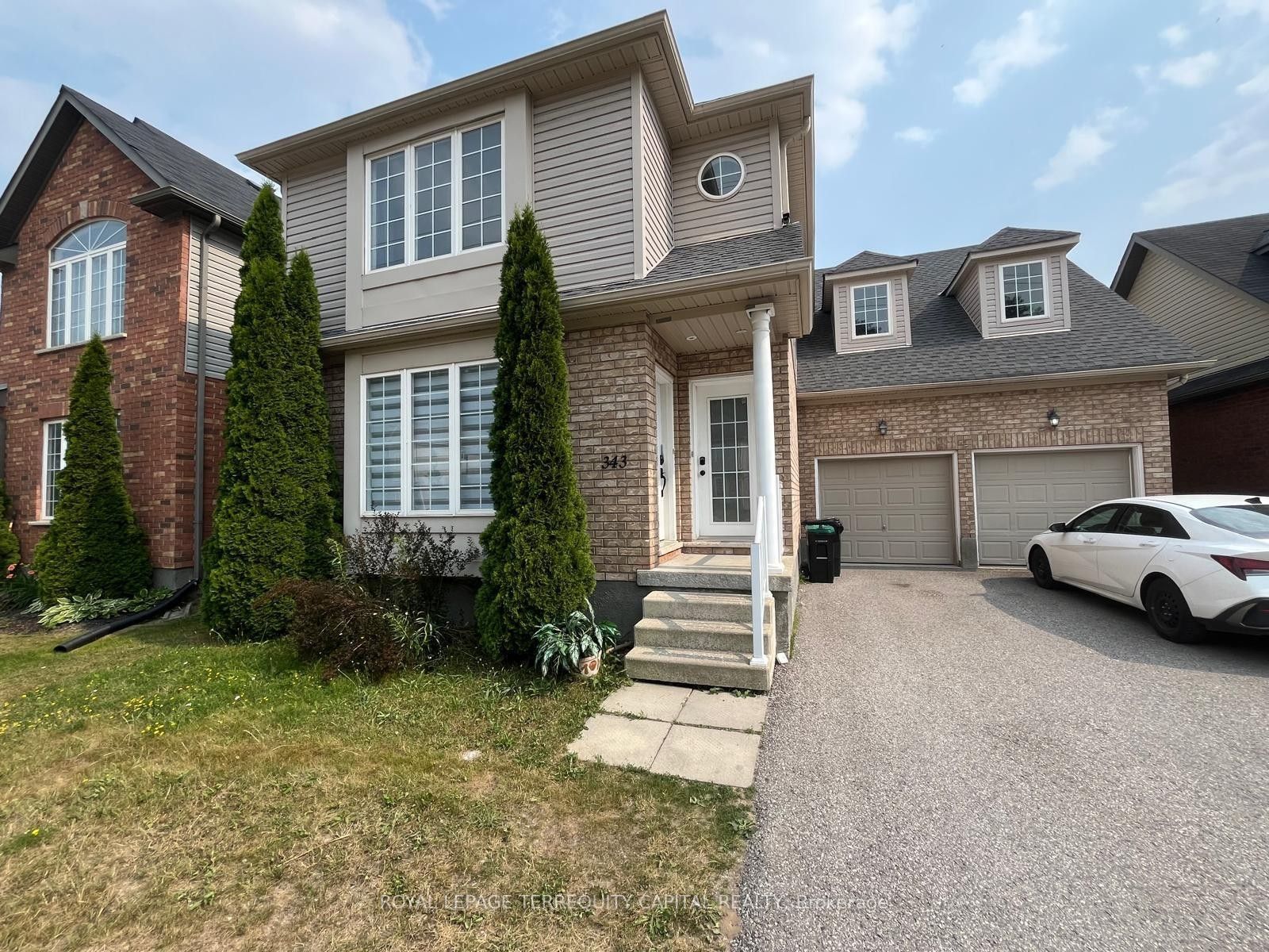 343 Edgehill Drive Upper, Barrie, ON L4N 9X4