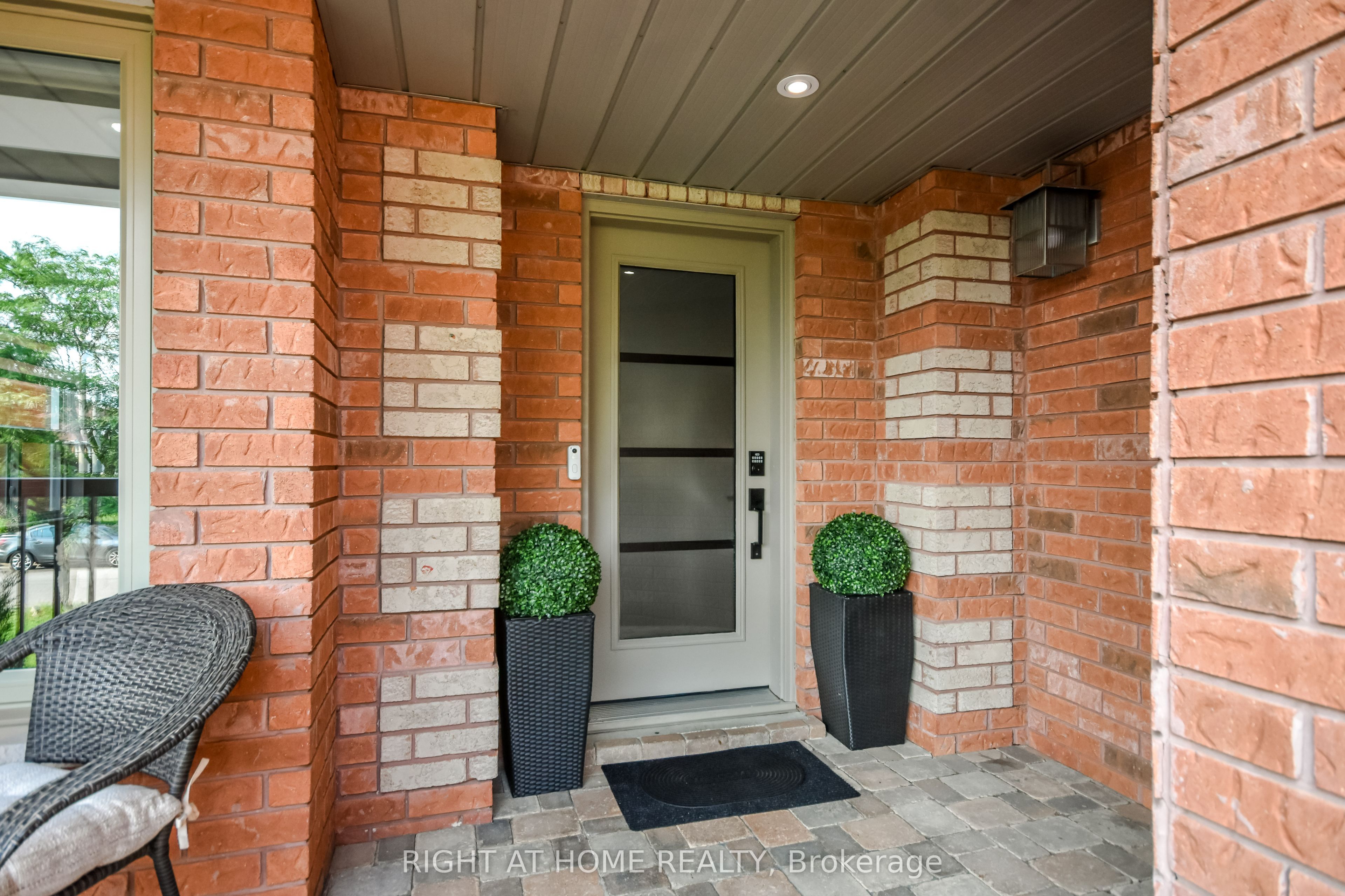 112 Birchwood Drive, Barrie, ON L4M 6X4 photo 4