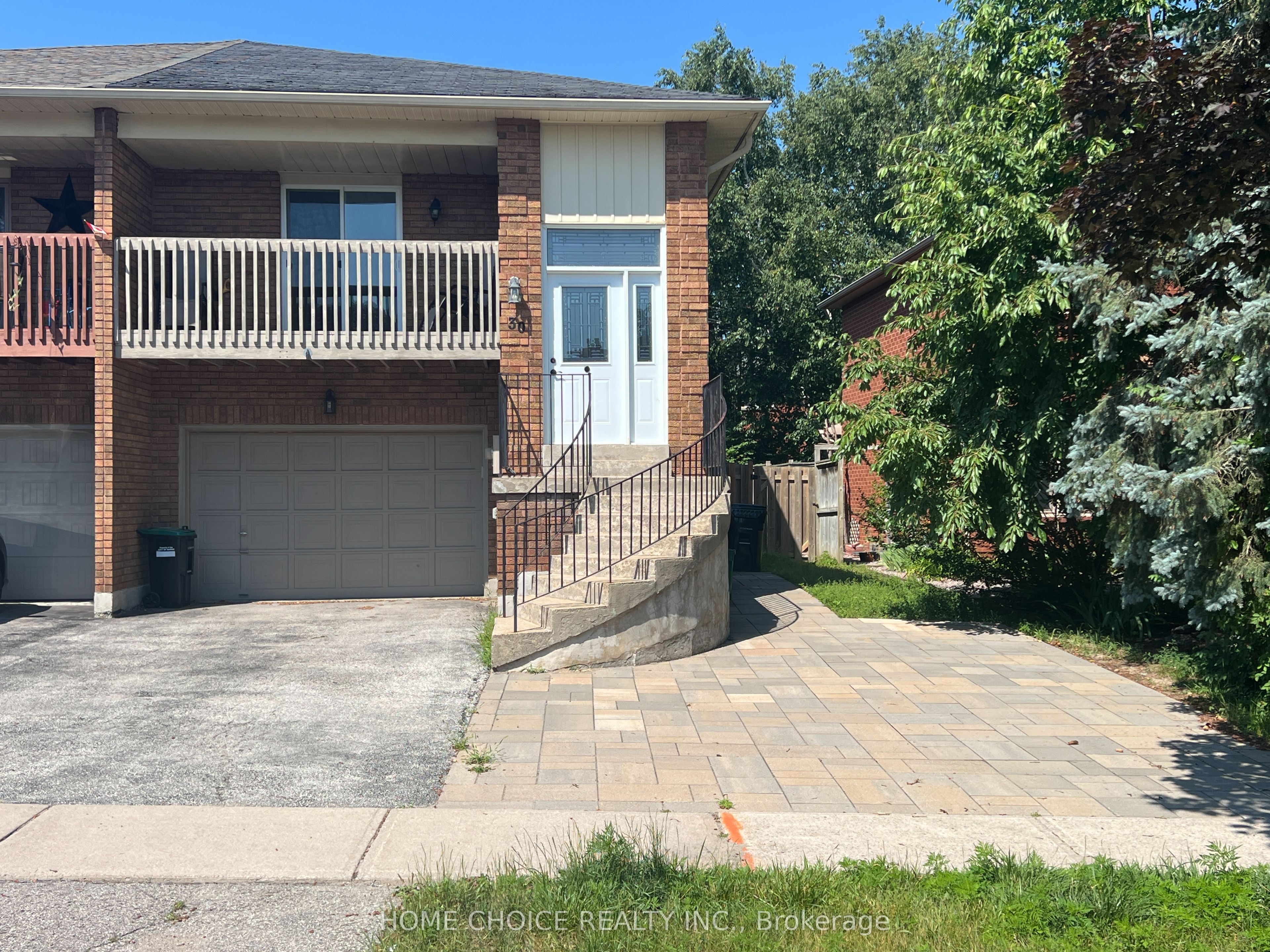 30 Porritt Street Unit 2 (Second Floor), Barrie, ON L4N 6Y3 photo 2