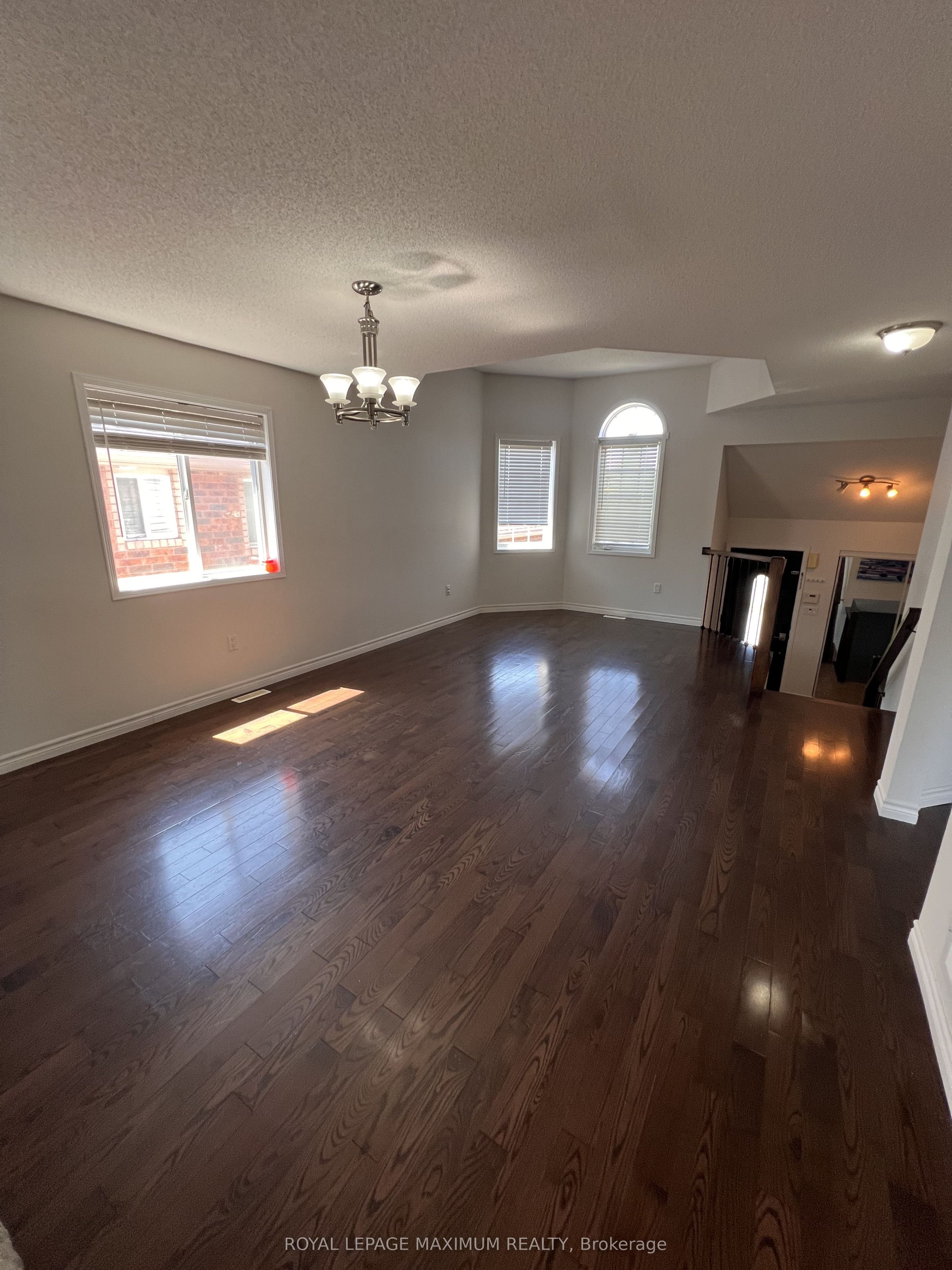 82 Ambler Bay Main, Barrie, ON L4M 7A6 photo 4