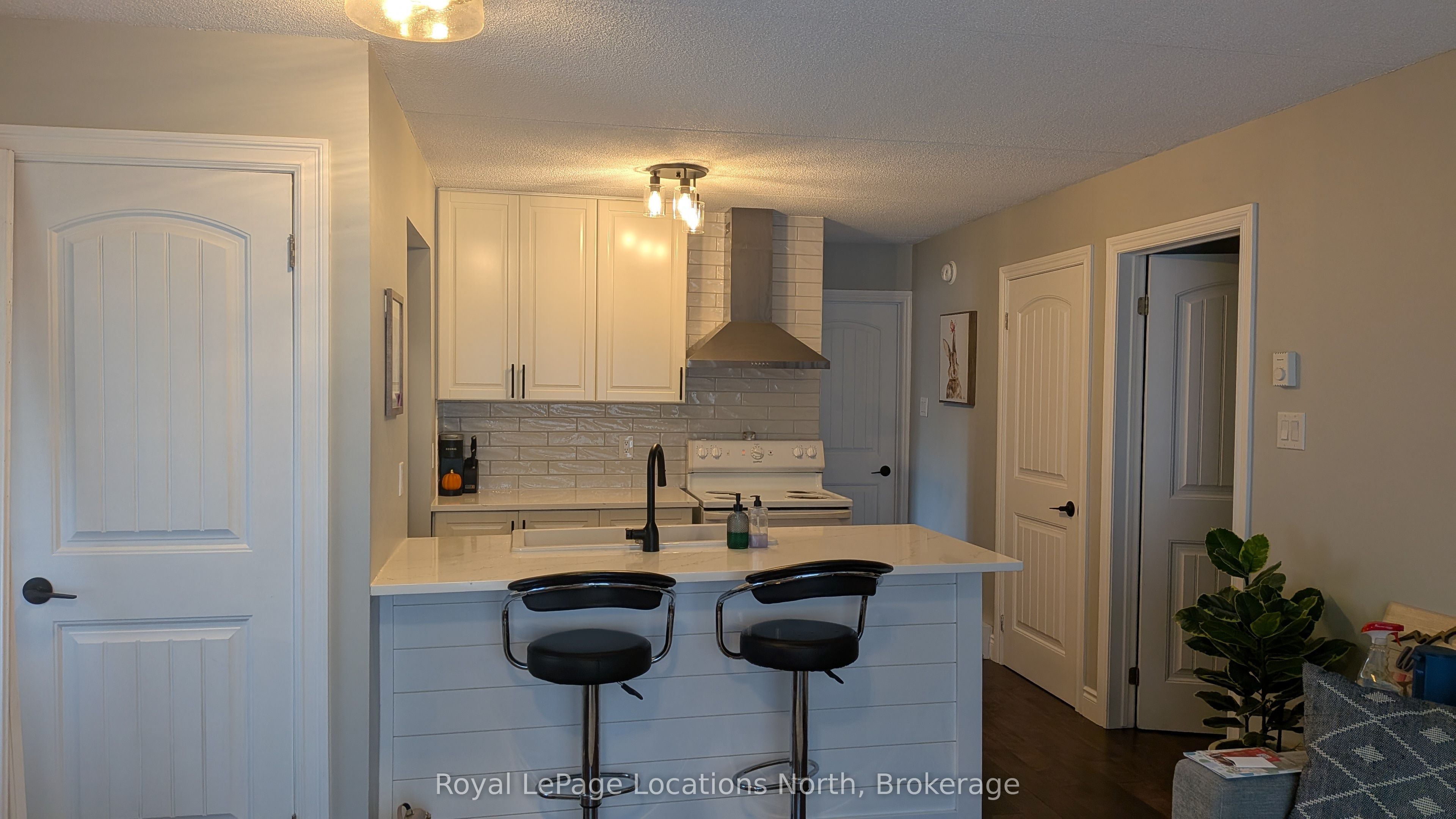 19 Dawson Drive 64, Collingwood, ON L9Y 3Z5 photo 2
