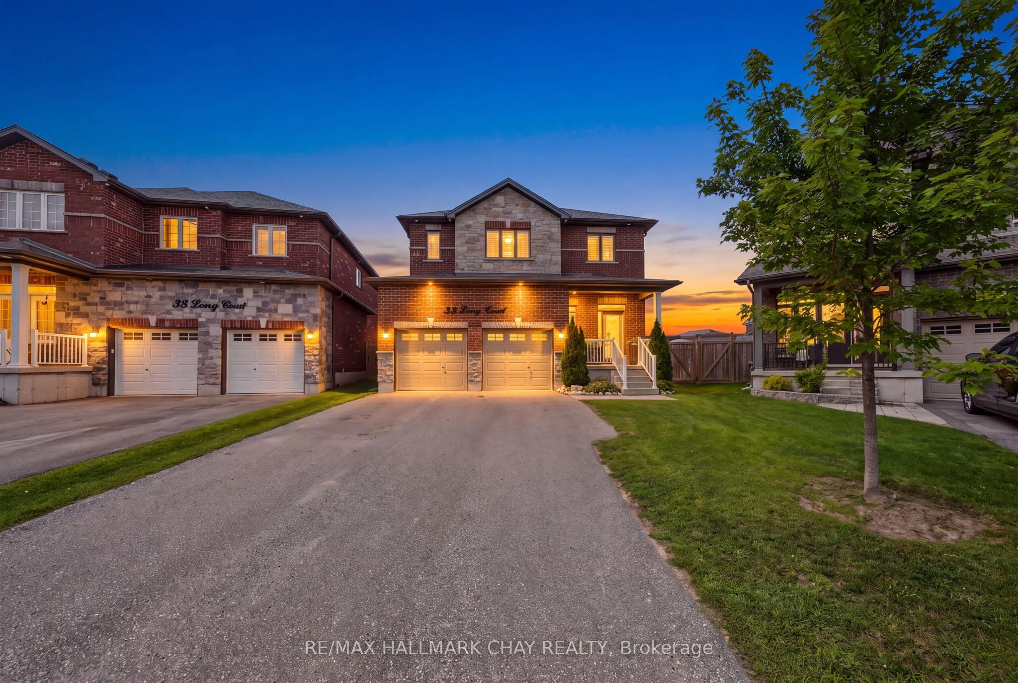 36 Lowry Court, Barrie, ON L4N 7N3