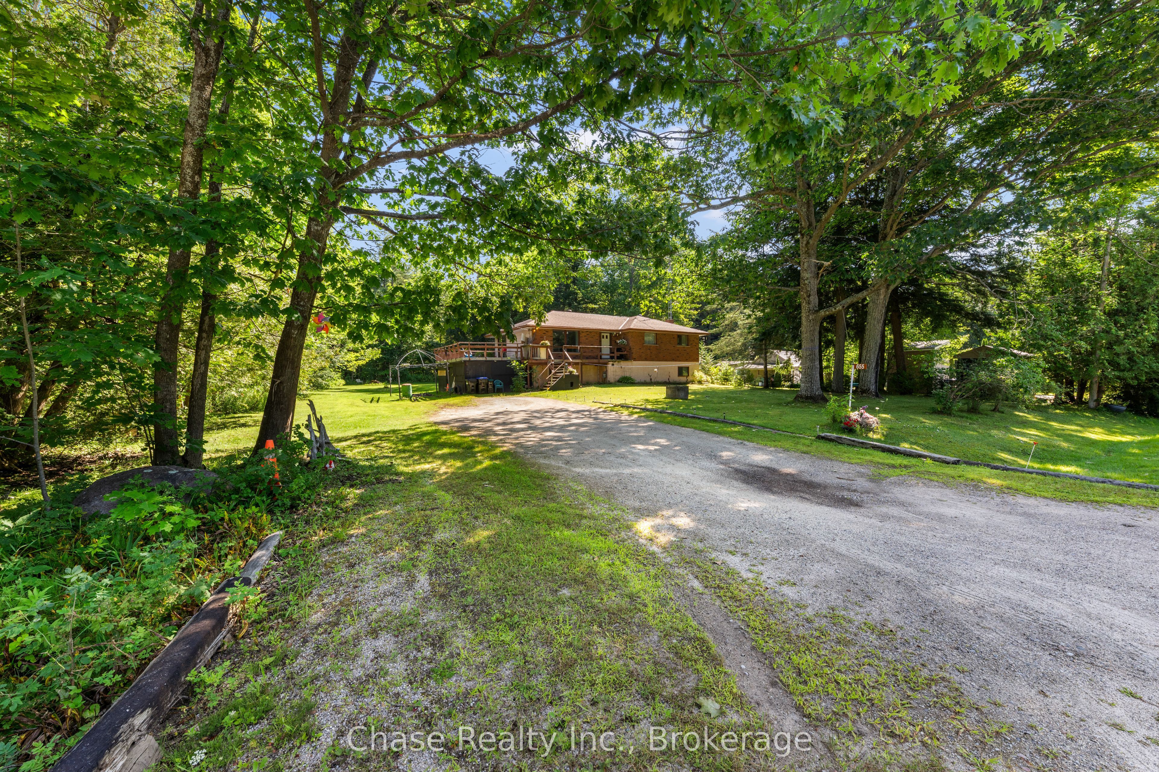655 Tiny Beaches Road N, Tiny, ON L0L 2J0 photo 3