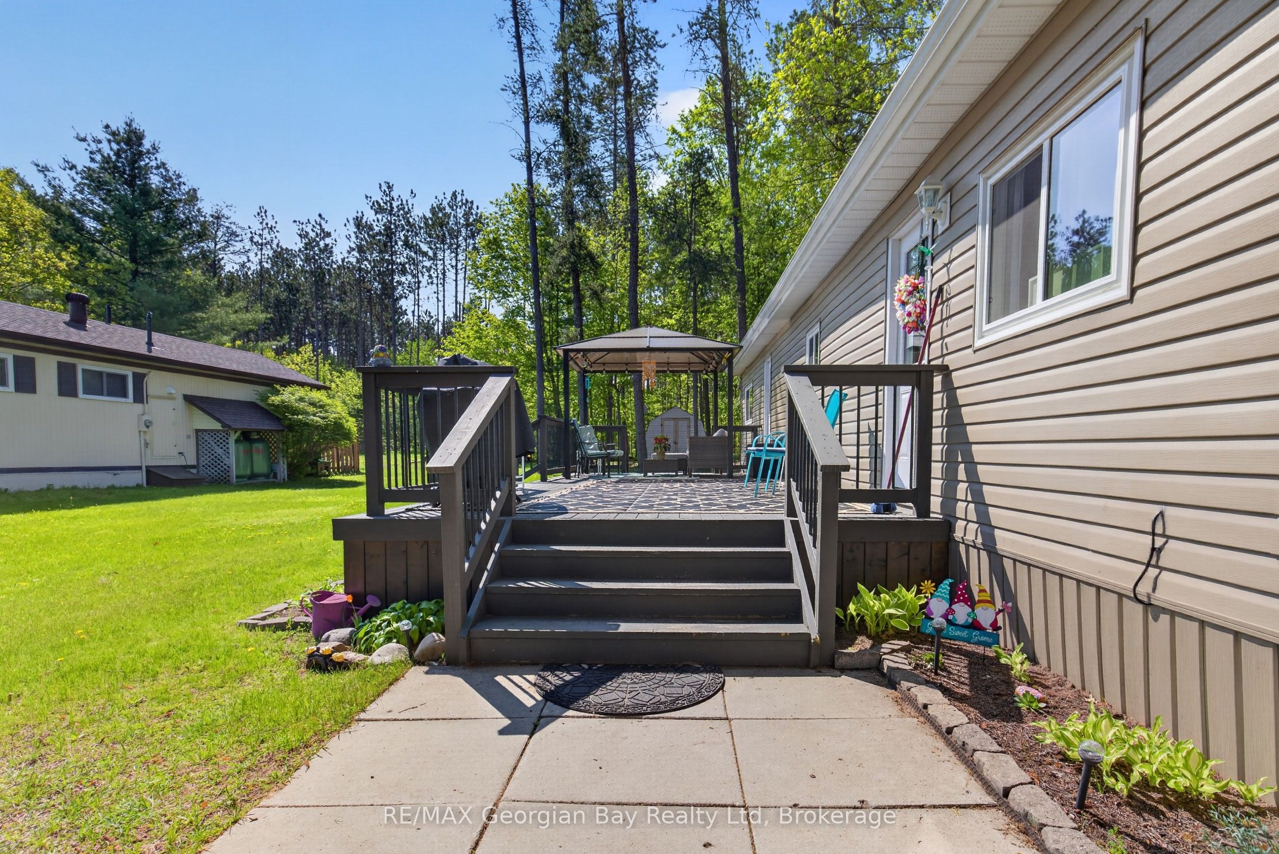 5263 Elliott Side Road 81, Tay, ON L4R 4K3 photo 3