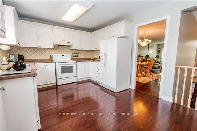 10 Marjoy Avenue Main, Barrie, ON L4M 6N6 photo 4