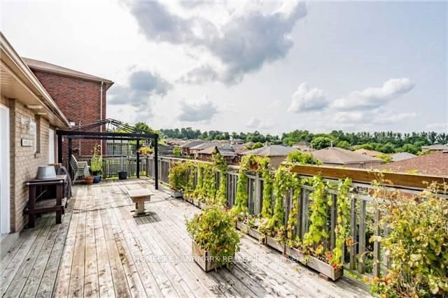 10 Marjoy Avenue Main, Barrie, ON L4M 6N6 photo 5
