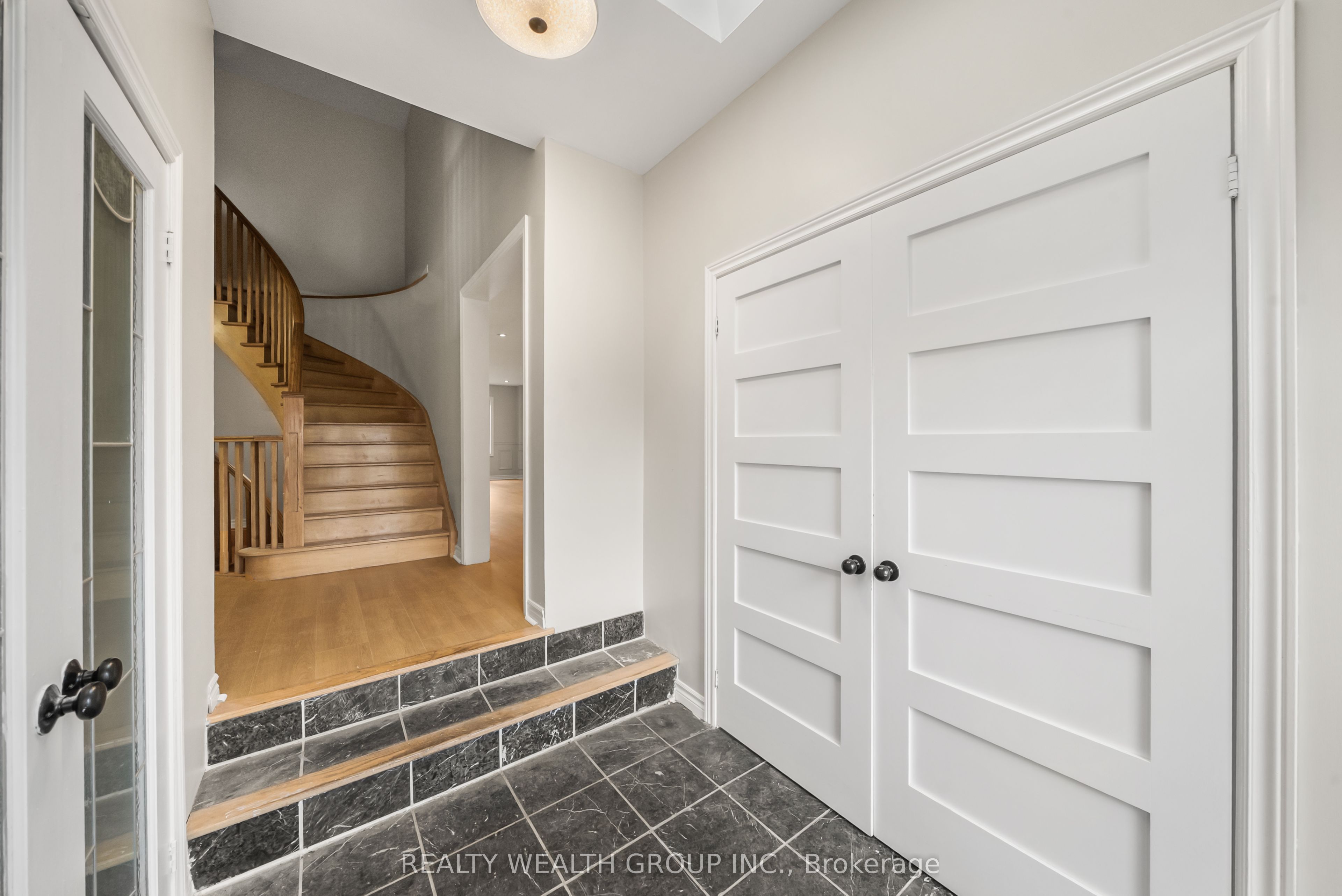 514 Grove Street E, Barrie, ON L4M 5Z2 photo 5