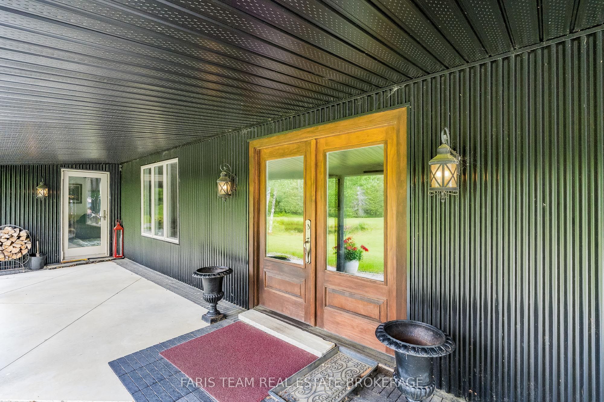 1076 Beaver Lane, Springwater, ON P0B 1L0 photo 4