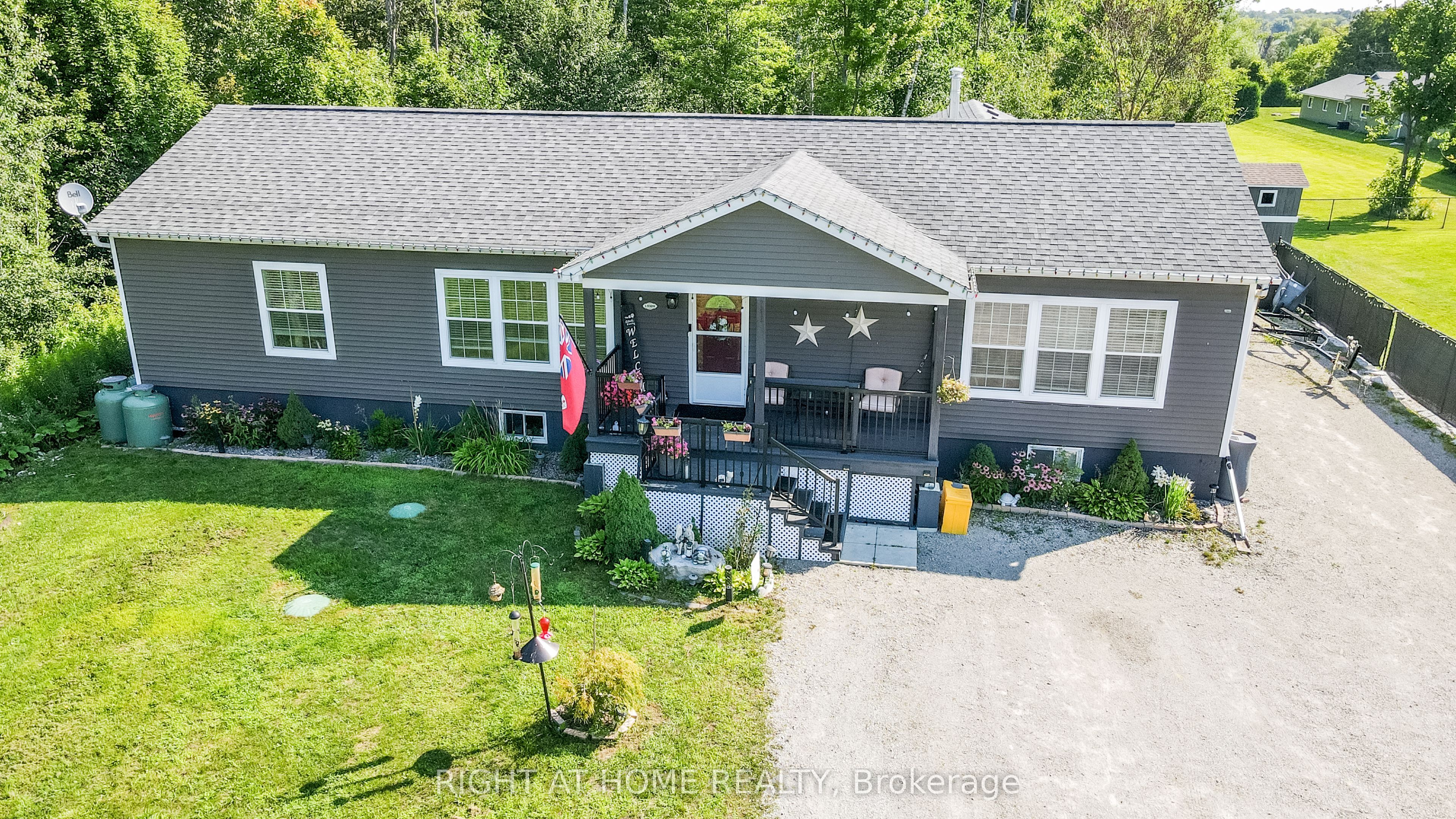 13009 County Road 16 Drive, Tay, ON L0K 2C0