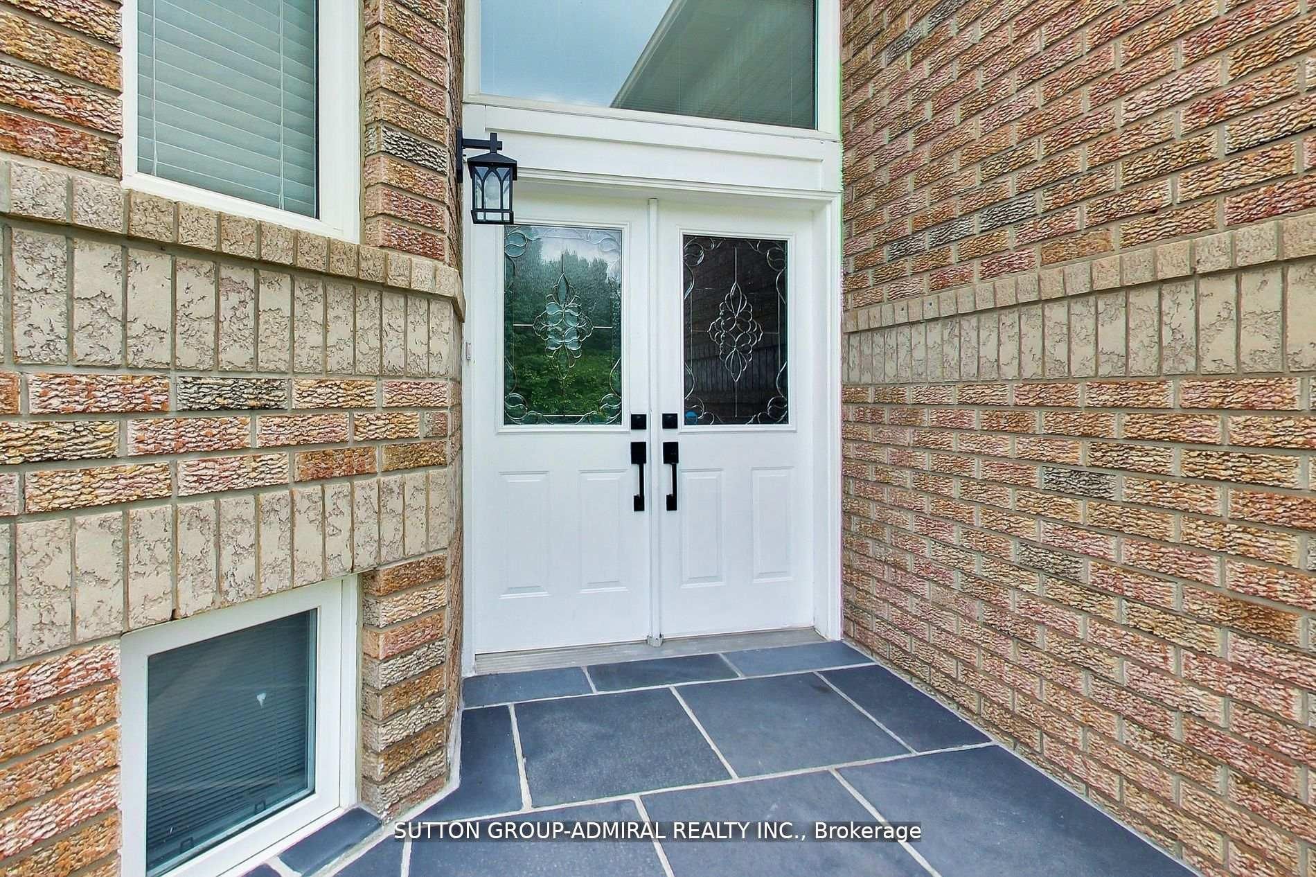 11 Club Court, Wasaga Beach, ON L9Z 1J8 photo 4