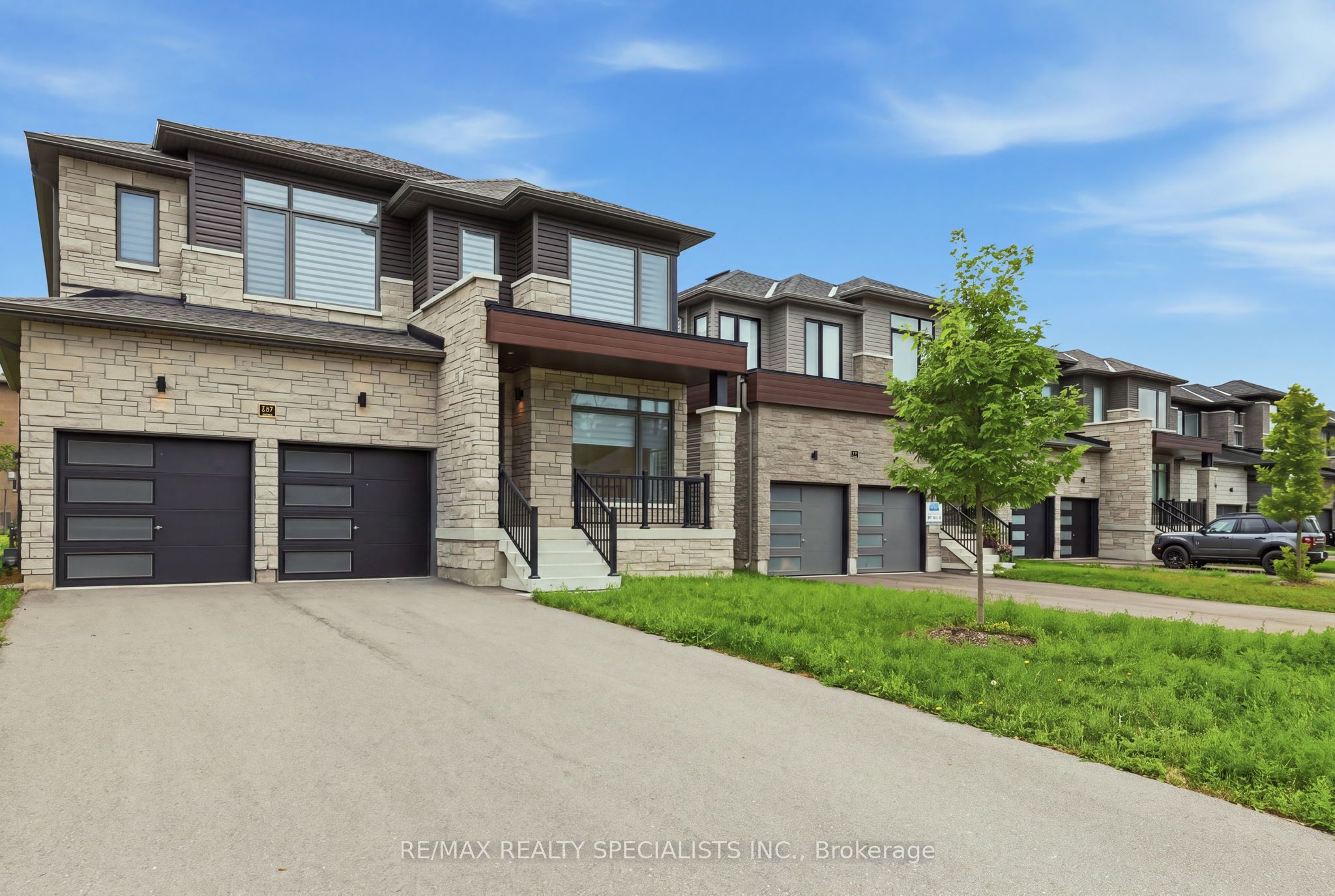 147 Rosanne Circle, Wasaga Beach, ON L9Z 0N1 photo 2