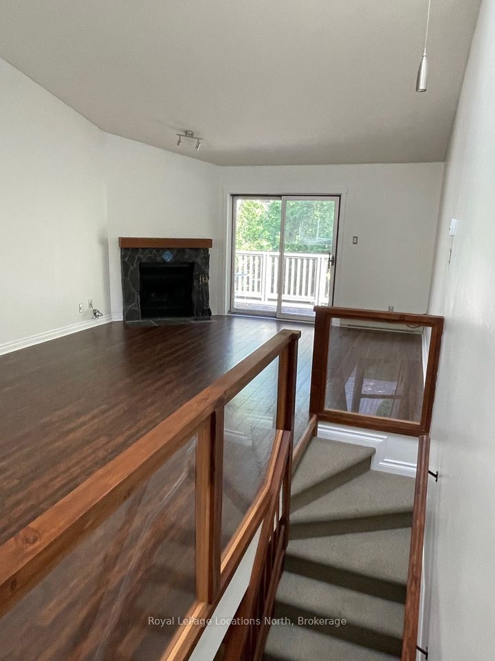 581 Oxbow Crescent 21, Collingwood, ON L9Y 5B4 photo 4