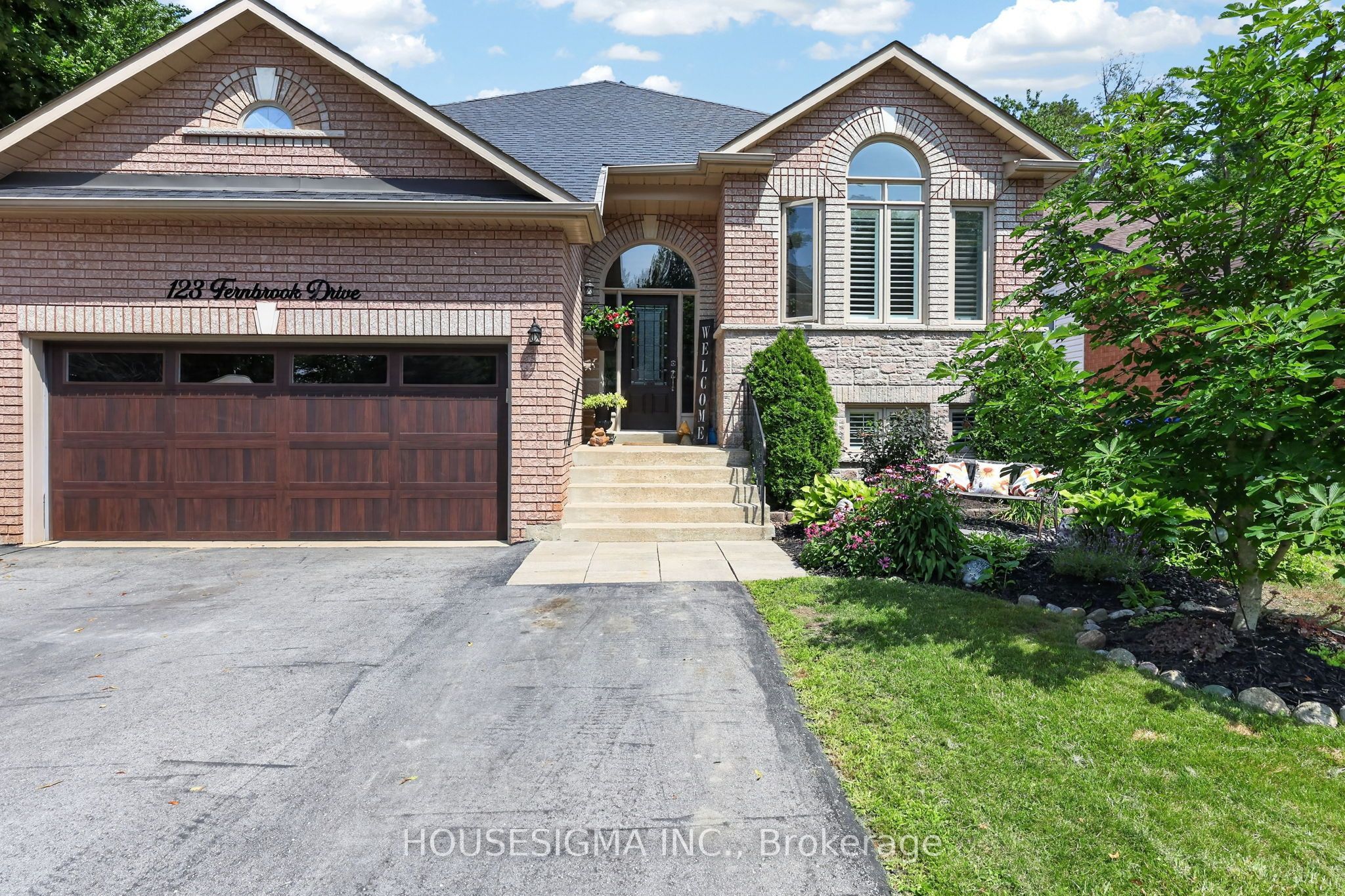 123 Fernbrook Drive, Wasaga Beach, ON L9Z 1G6 photo 5