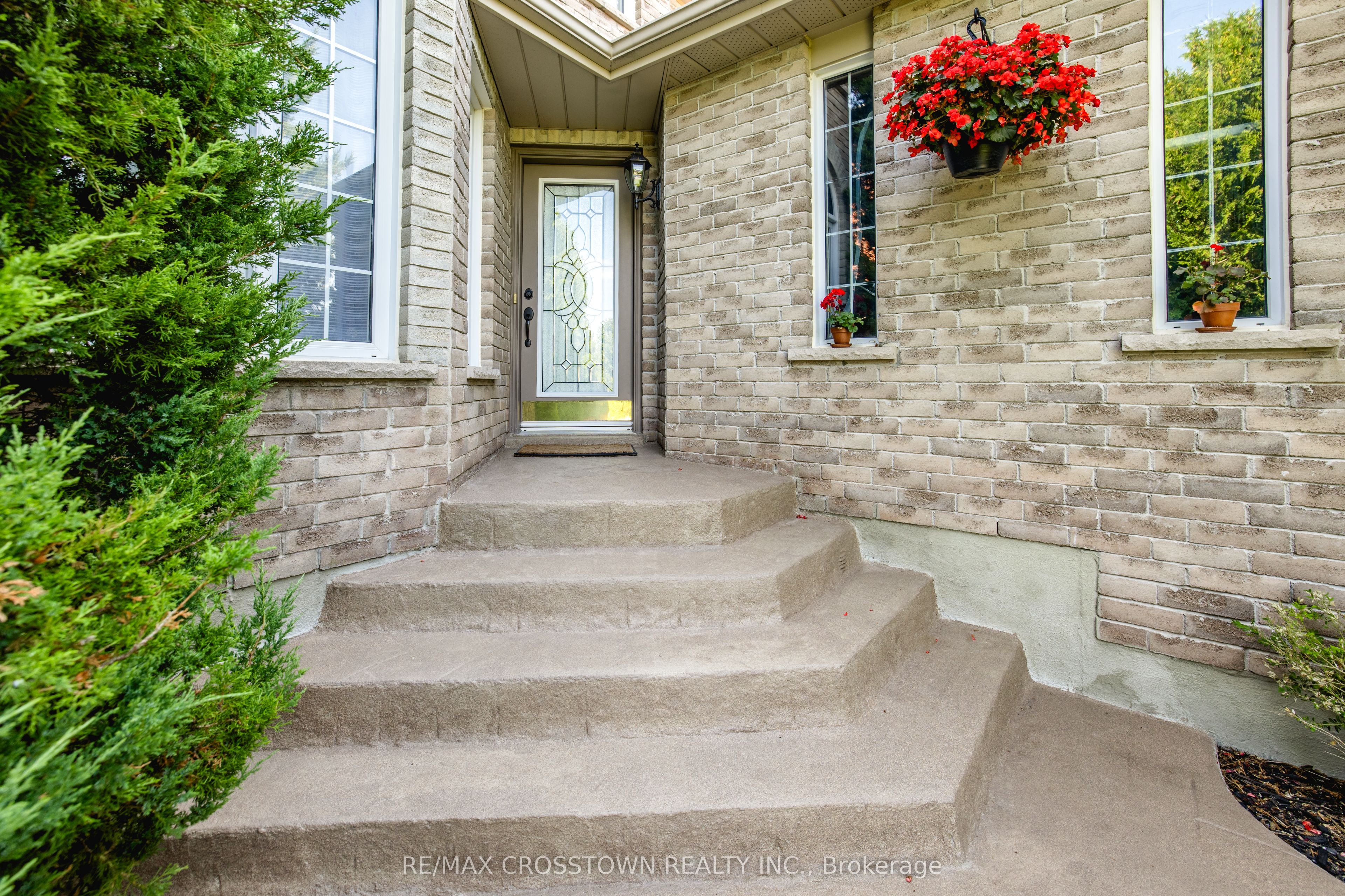 5 Kelsey Crescent, Barrie, ON L4N 0J7 photo 3