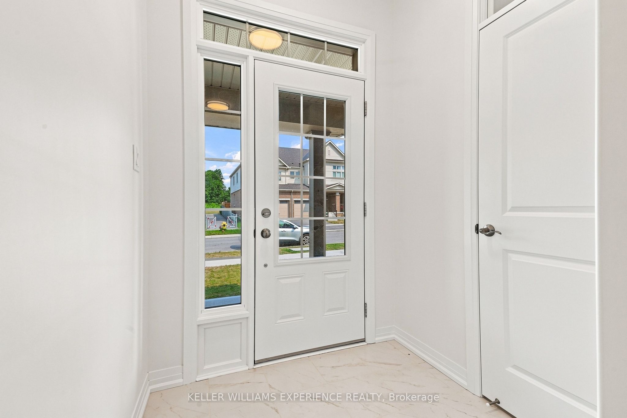 96 Sagewood Avenue, Barrie, ON L9J 0K5 photo 4