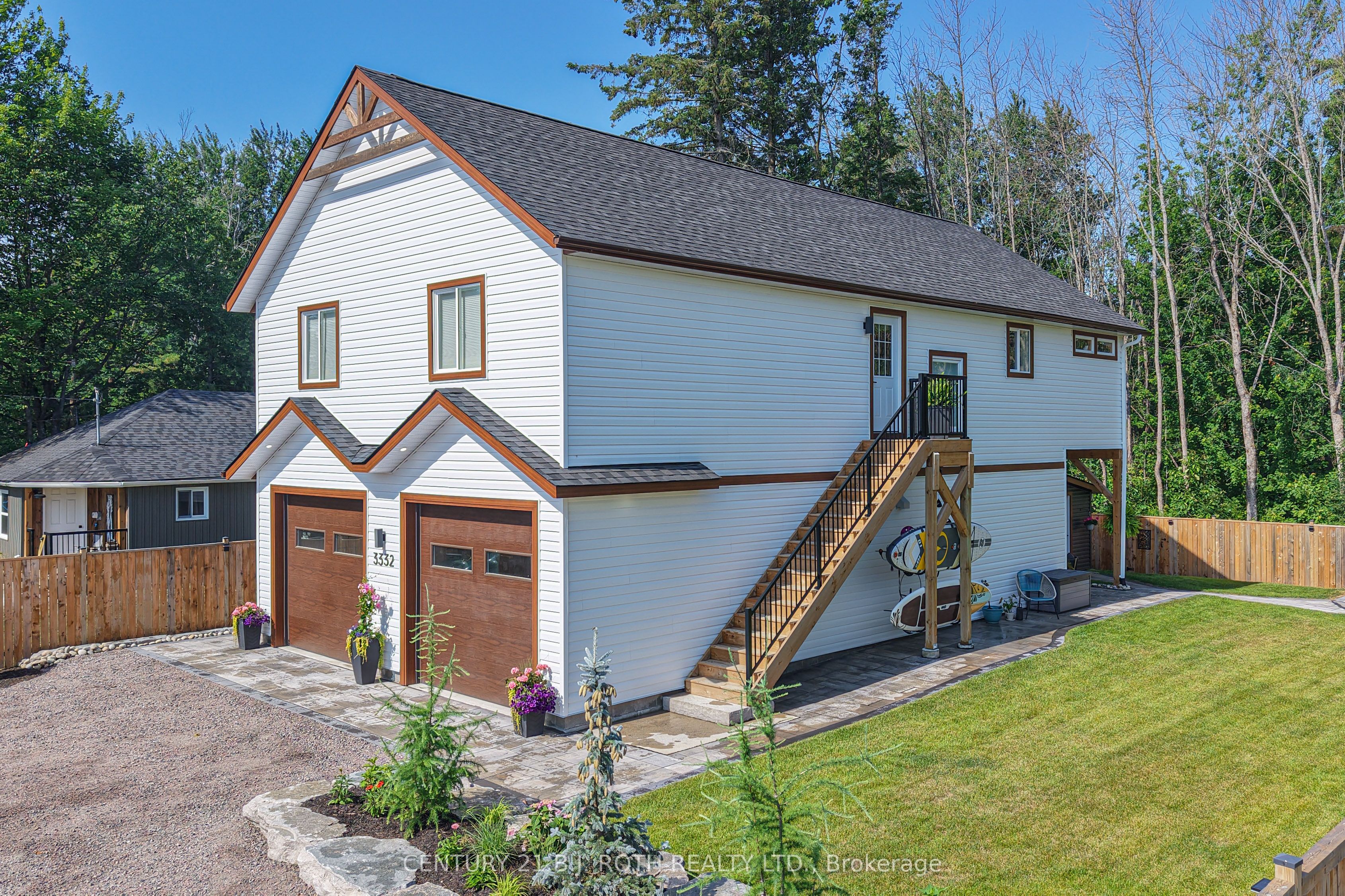 3332 Quetton Street, Severn, ON L0K 2B0 photo 2