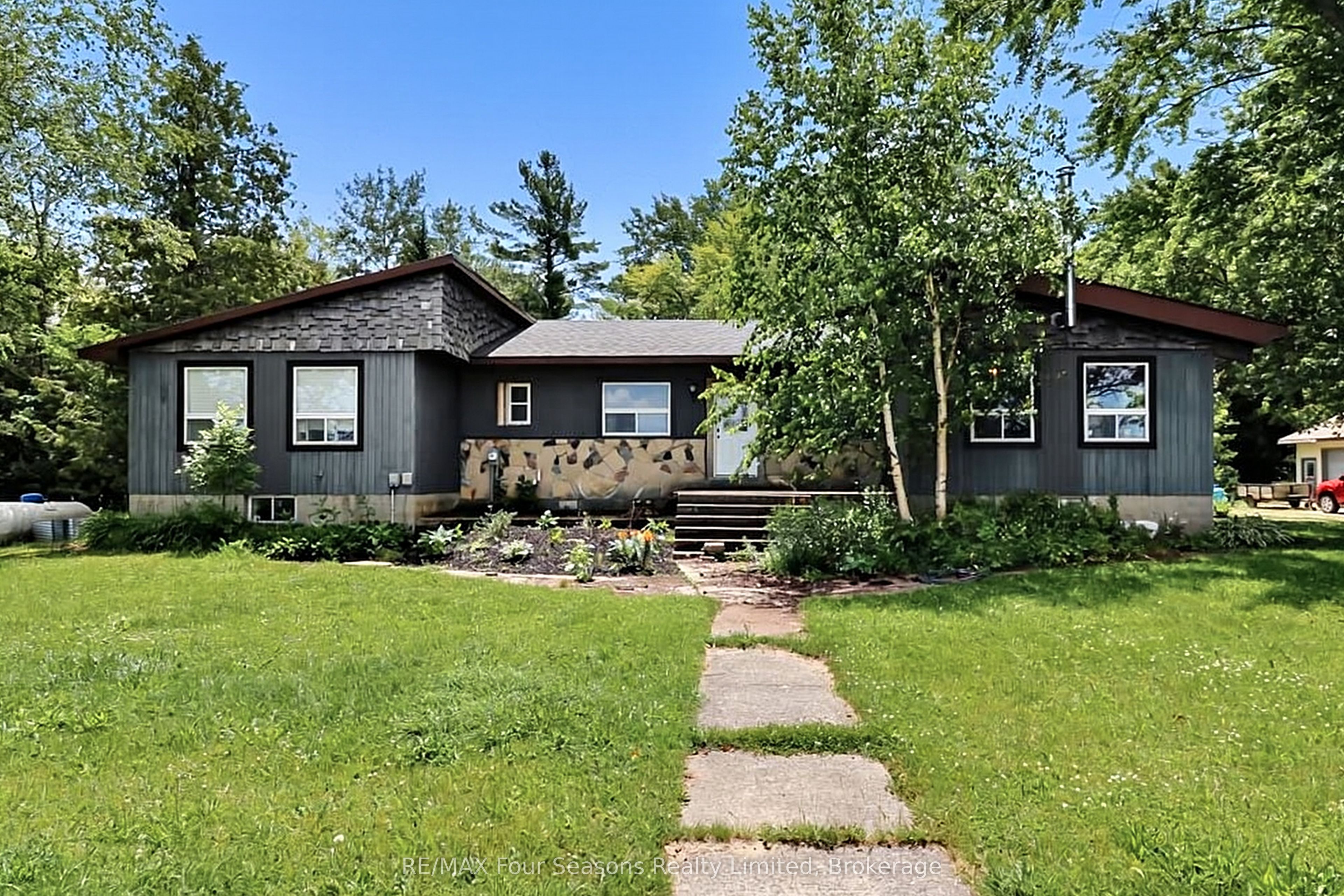 7363 Sideroad 33 34 Road, Clearview, ON L0M 1S0 photo 2
