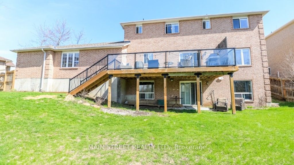 89 Silver Maple Crescent Basement, Barrie, ON L4N 0E5 photo 5