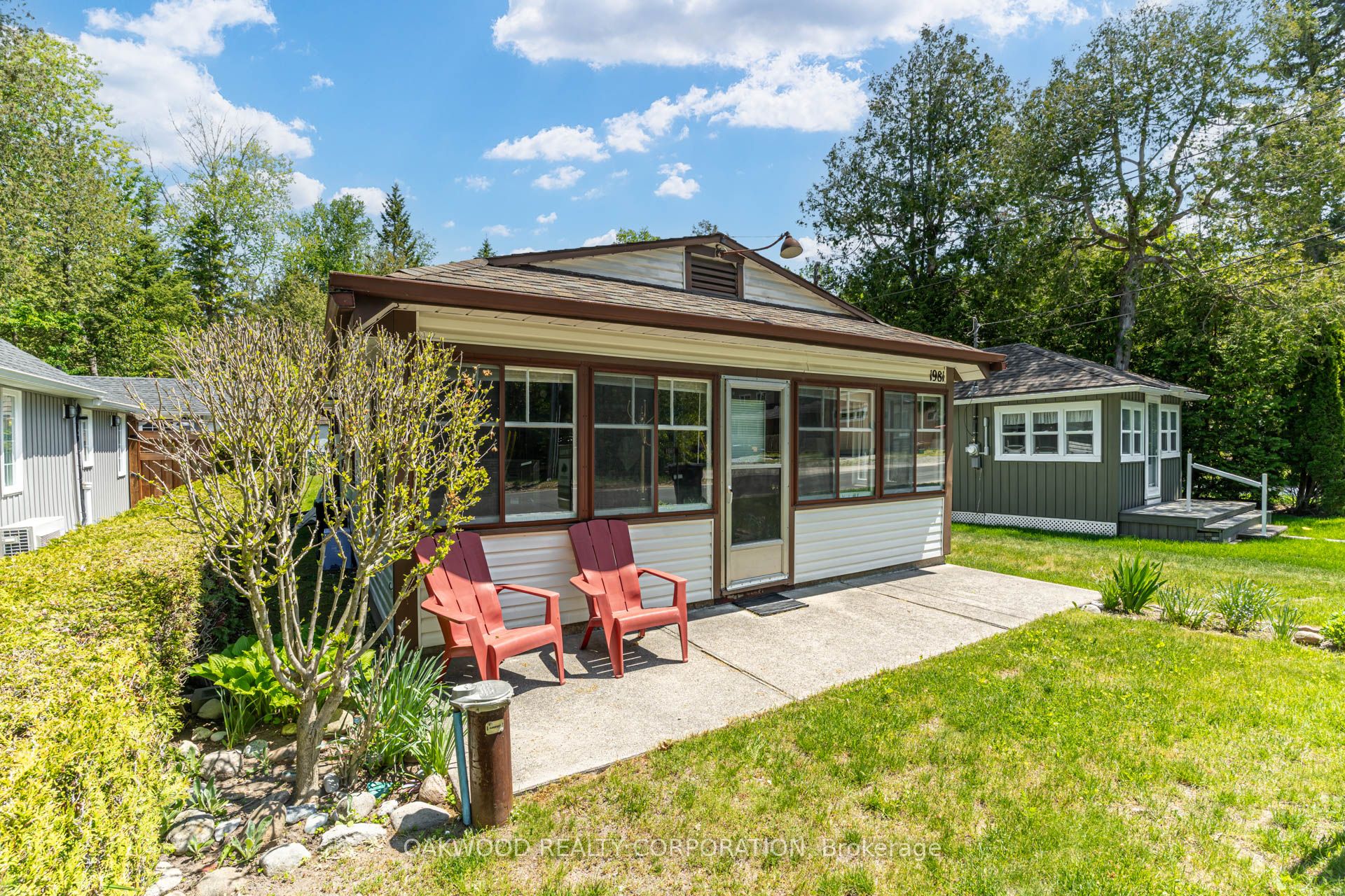 1981 Tiny Beaches Road S, Tiny, ON L9M 1R3 photo 4