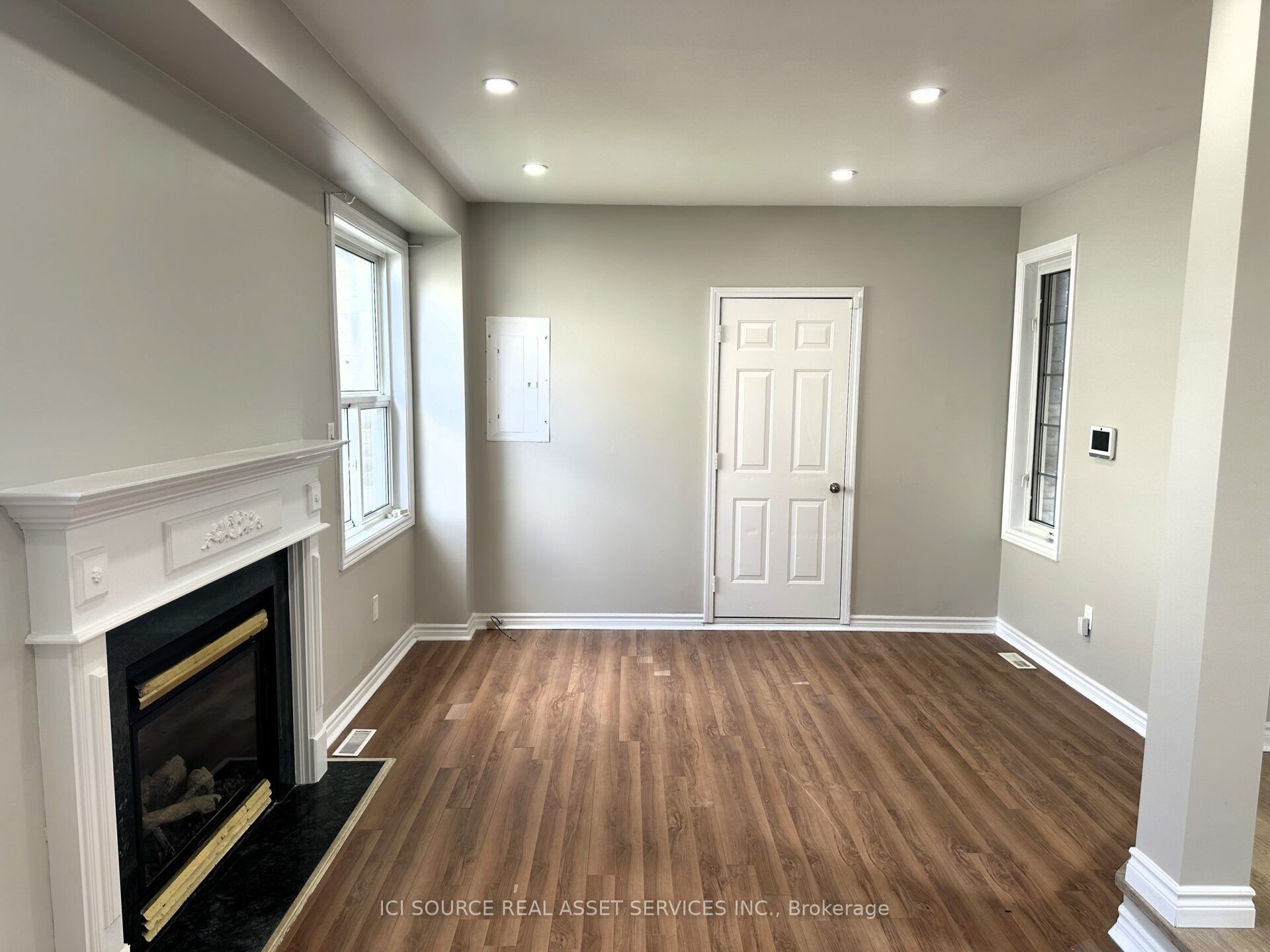 67 Russell Hill Drive Main, Barrie, ON L4N 0C1 photo 5