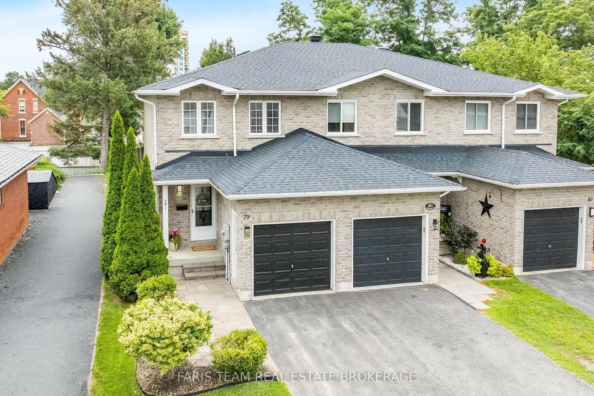 79 Sanford Street, Barrie, ON L4N 3C6 photo 2