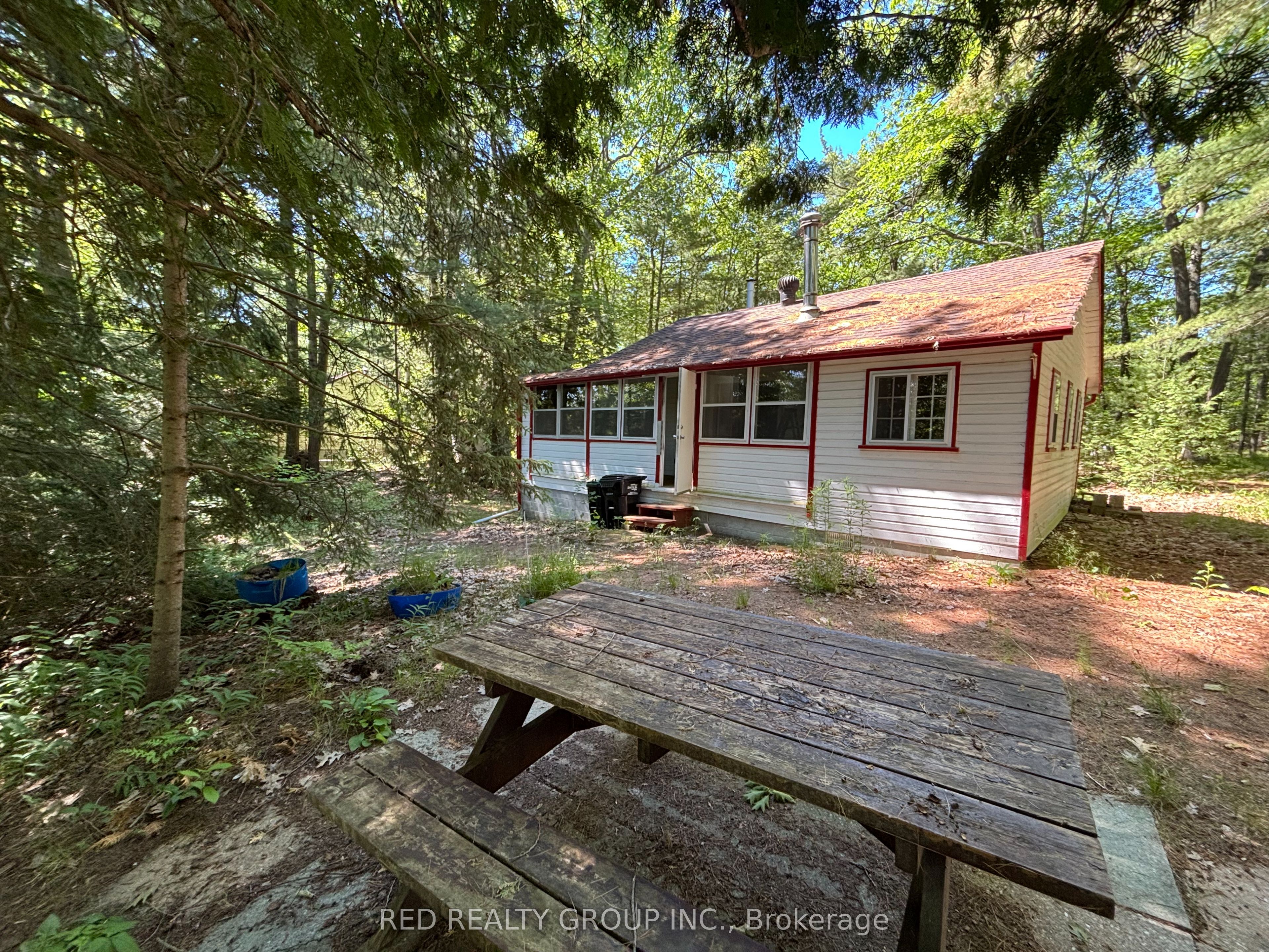 195 Sunnidale Road S, Wasaga Beach, ON L9Z 2T3 photo 3