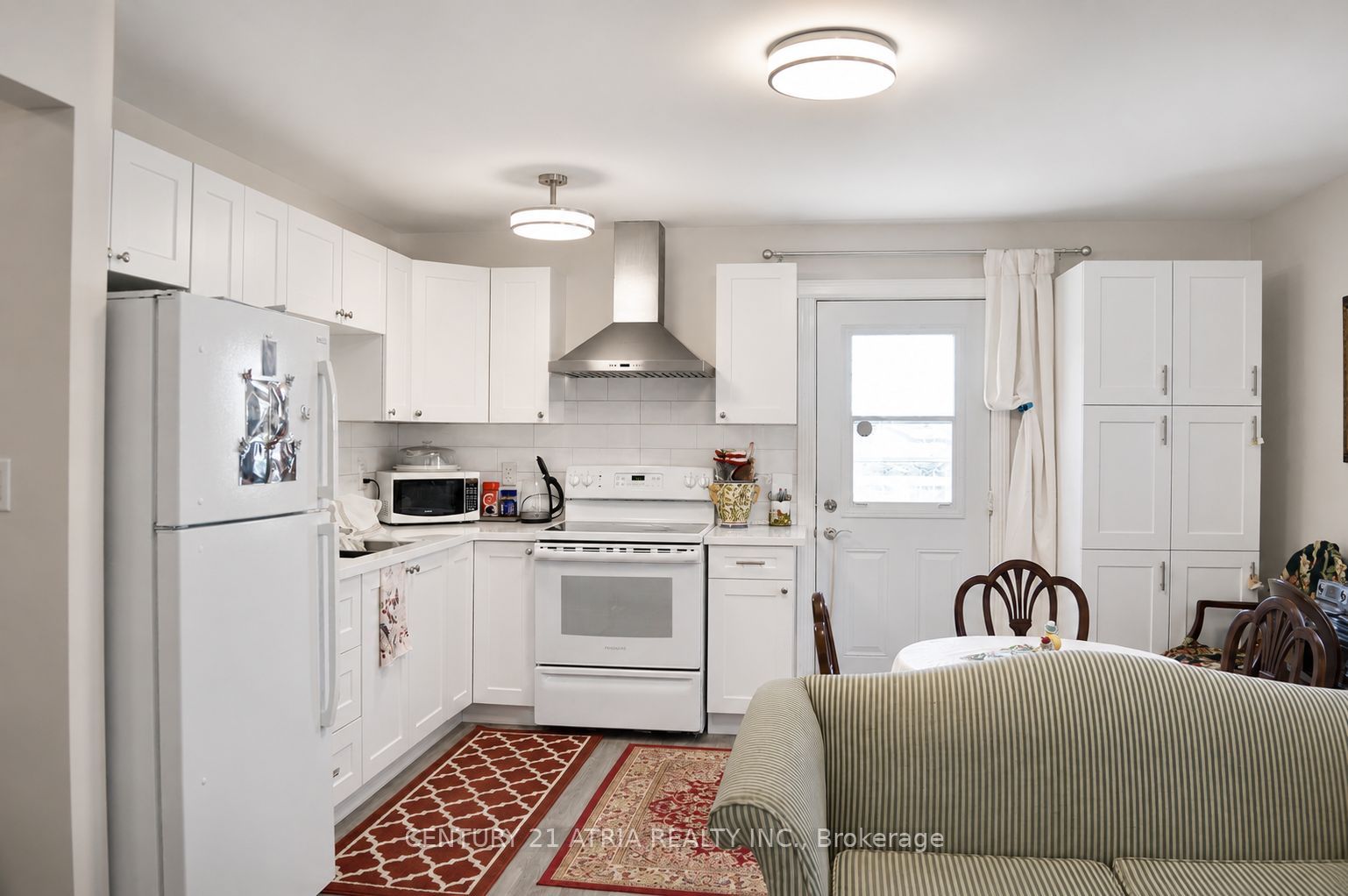 172 William Street, Tay, ON L0K 2A0 photo 4