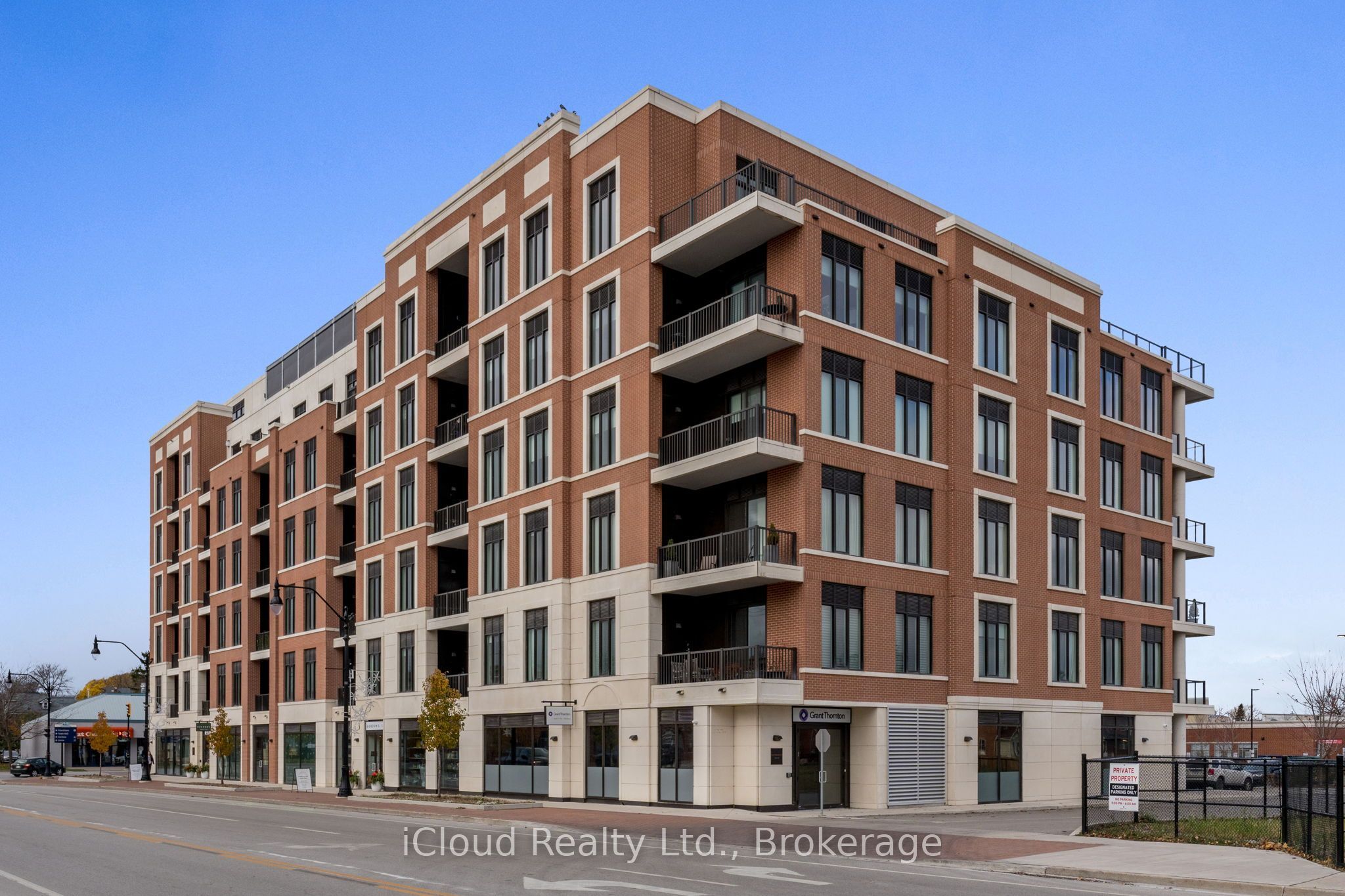 1 Hume Street 422, Collingwood, ON L9Y 2M4 photo 2