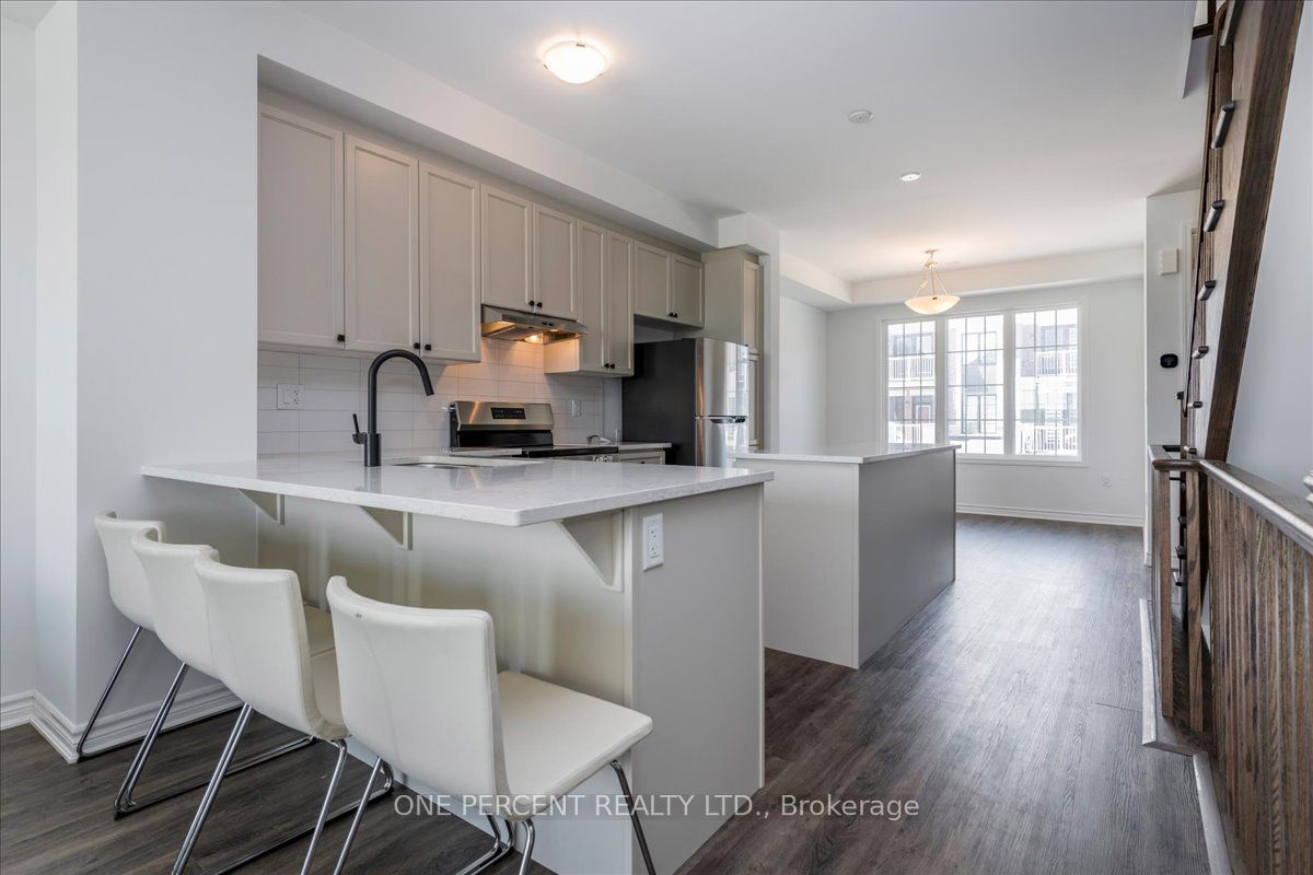 16 Pearen Lane, Barrie, ON L9J 0Z7 photo 2