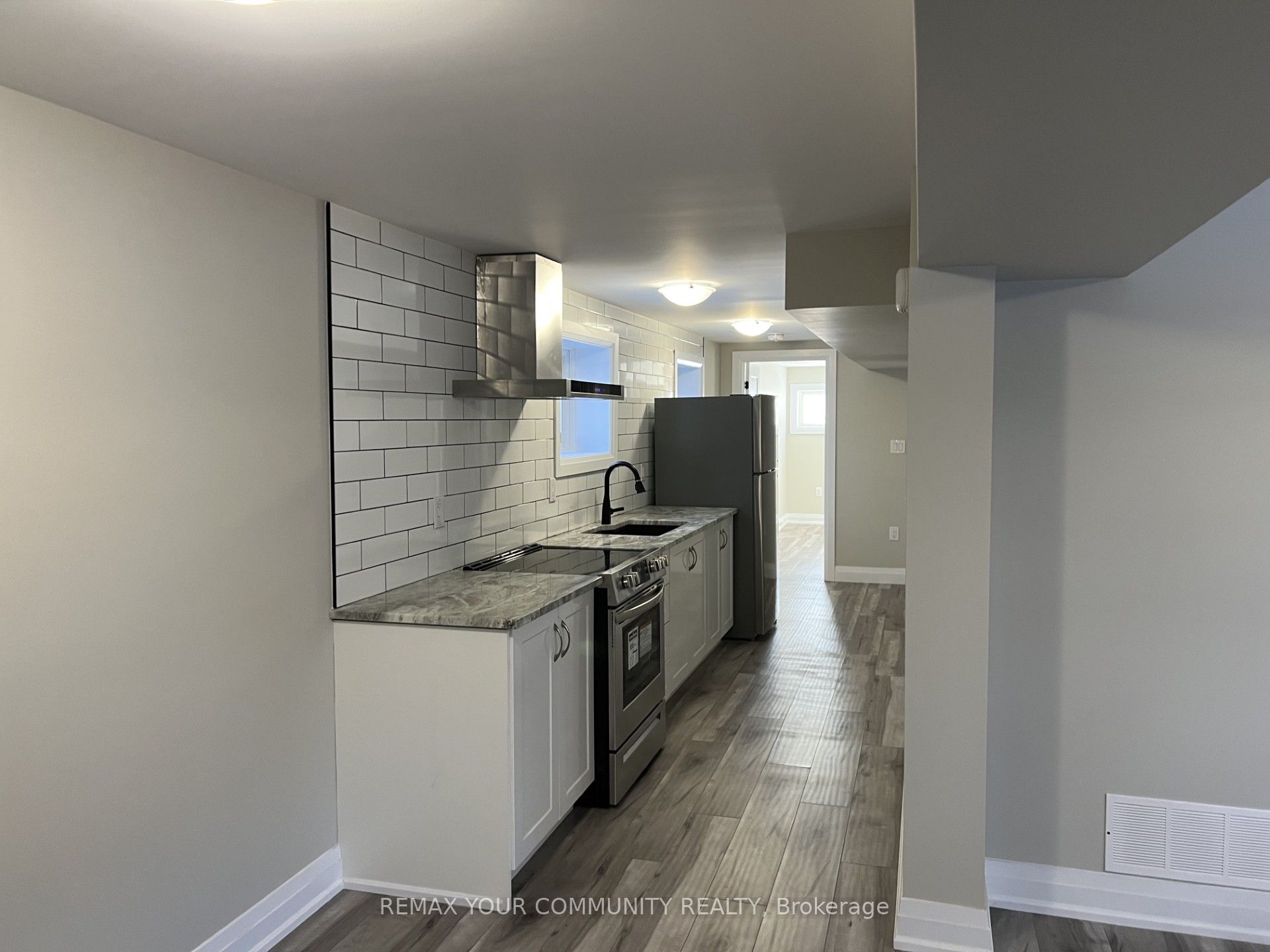 52A Janice Drive, Barrie, ON L4N 5N4 photo 3