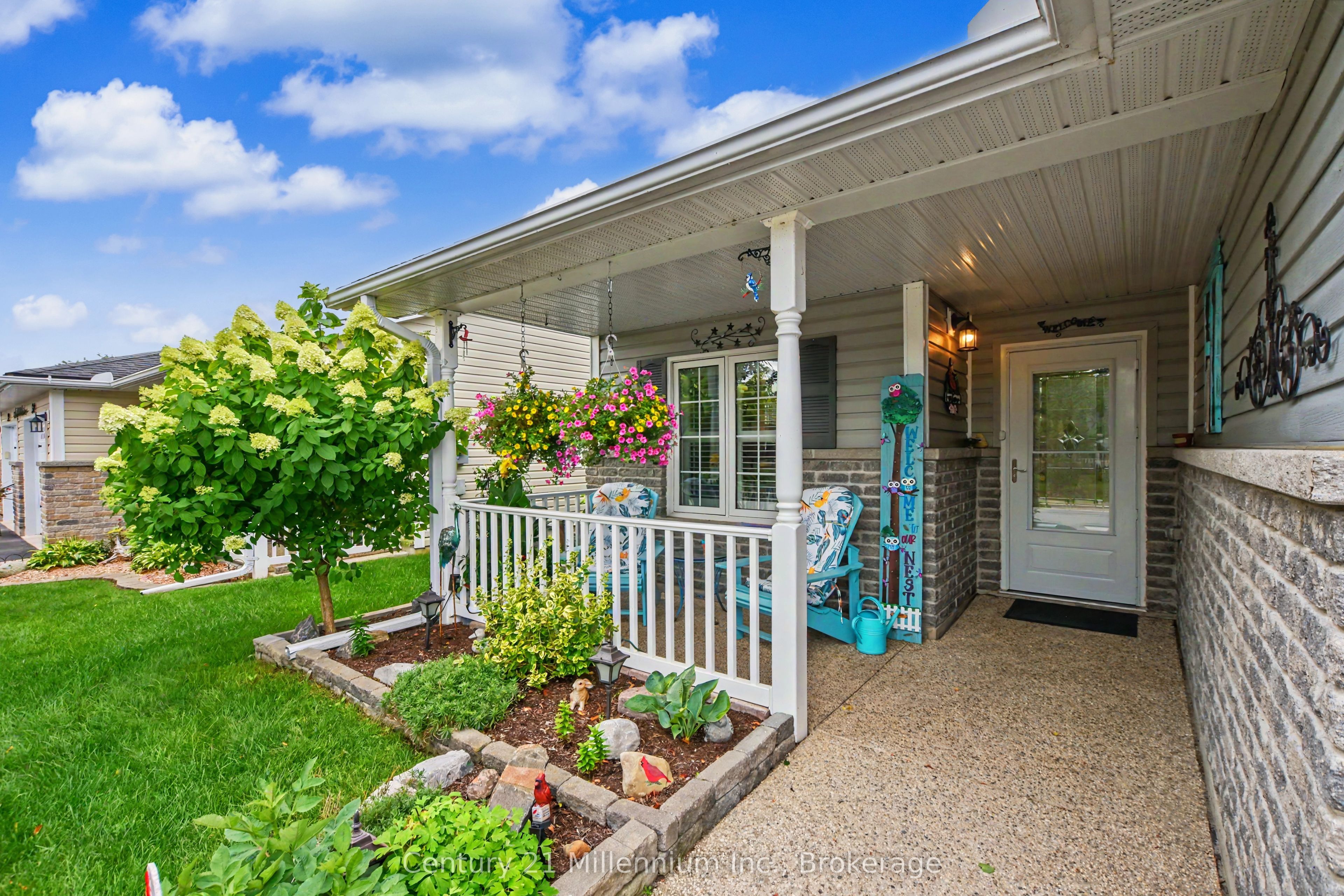 28 New York Avenue, Wasaga Beach, ON L9Z 3A8 photo 5