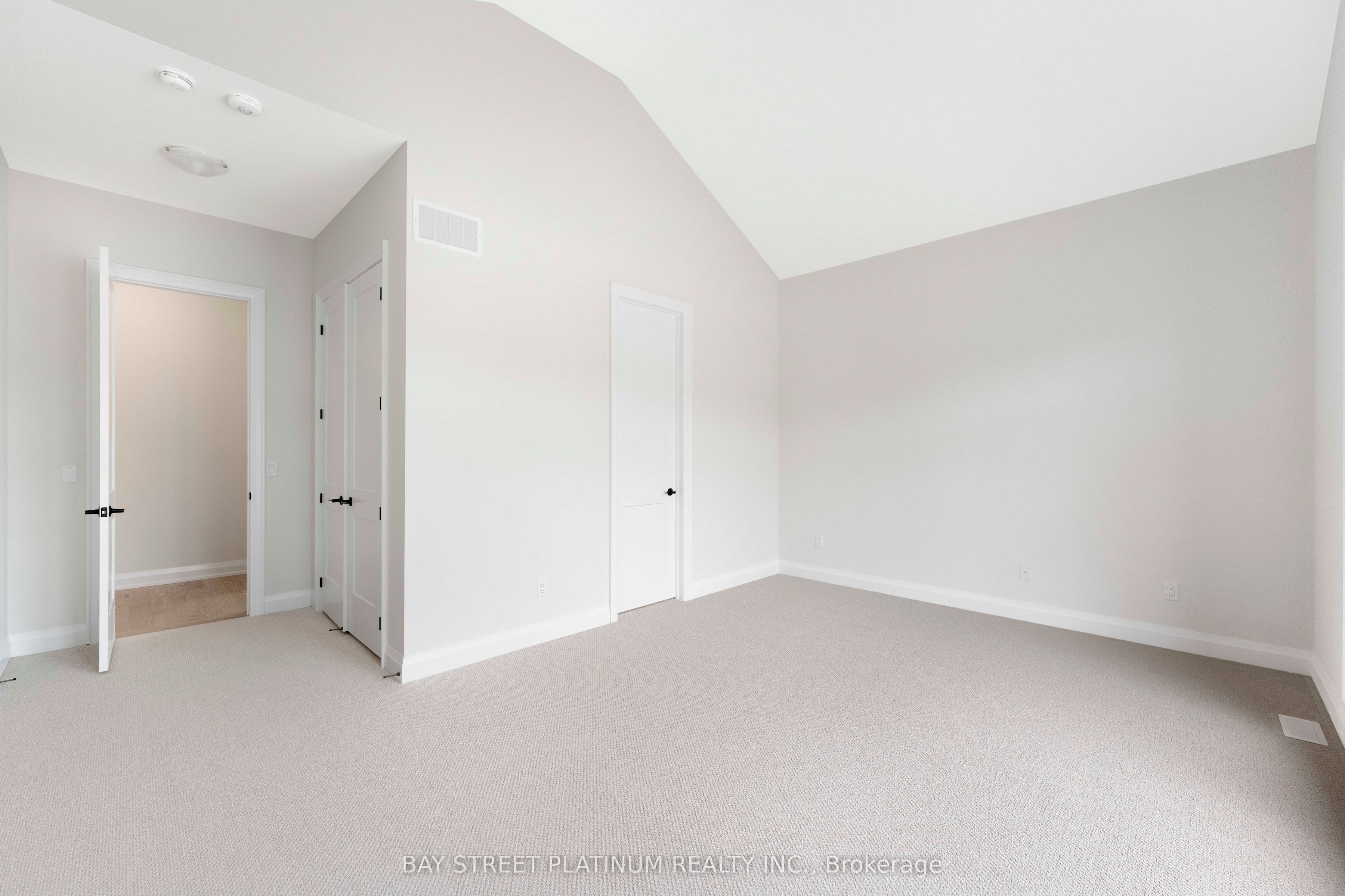 15 Radome Drive, Oro-Medonte, ON L0L 2L0 photo 4