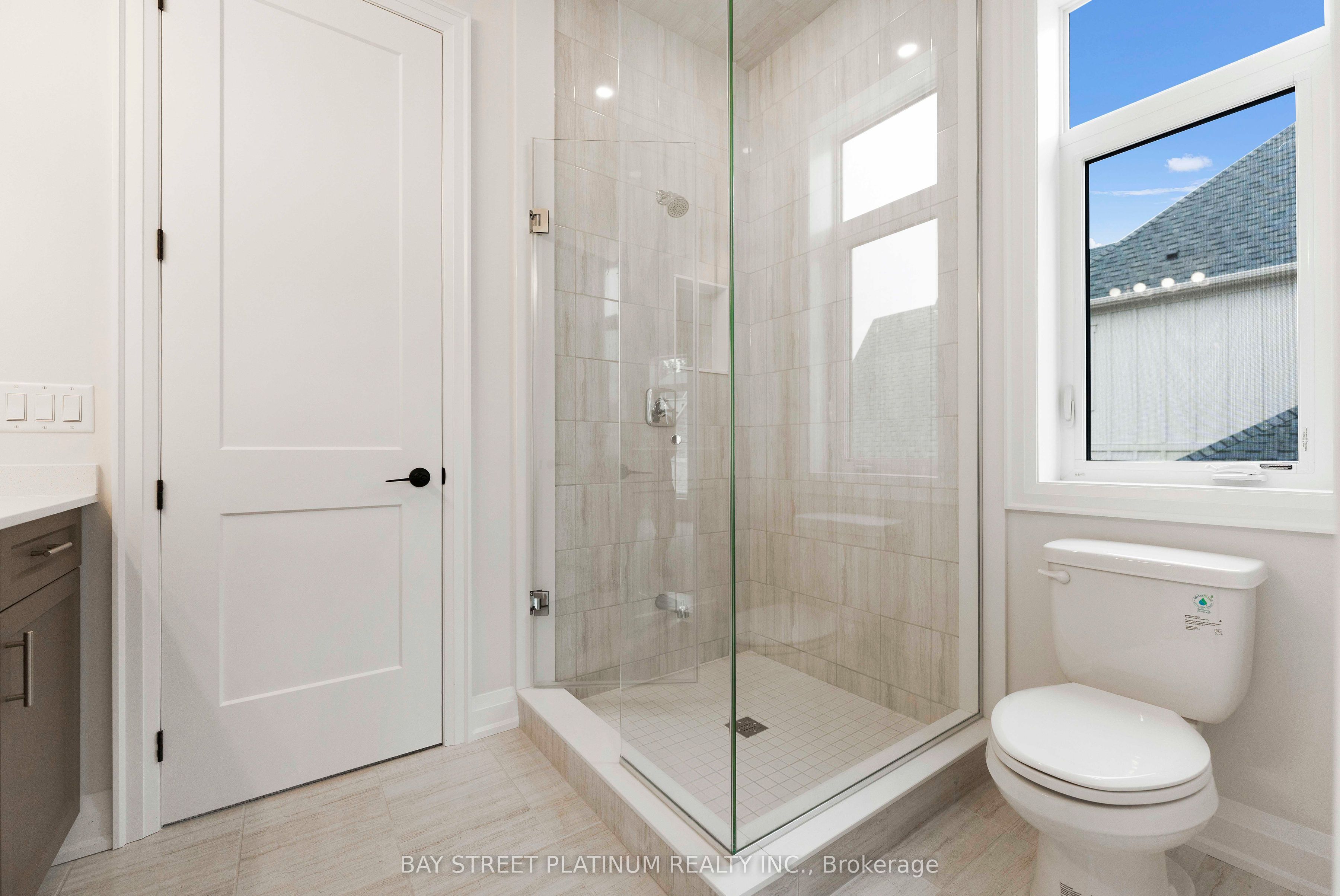 15 Radome Drive, Oro-Medonte, ON L0L 2L0 photo 5