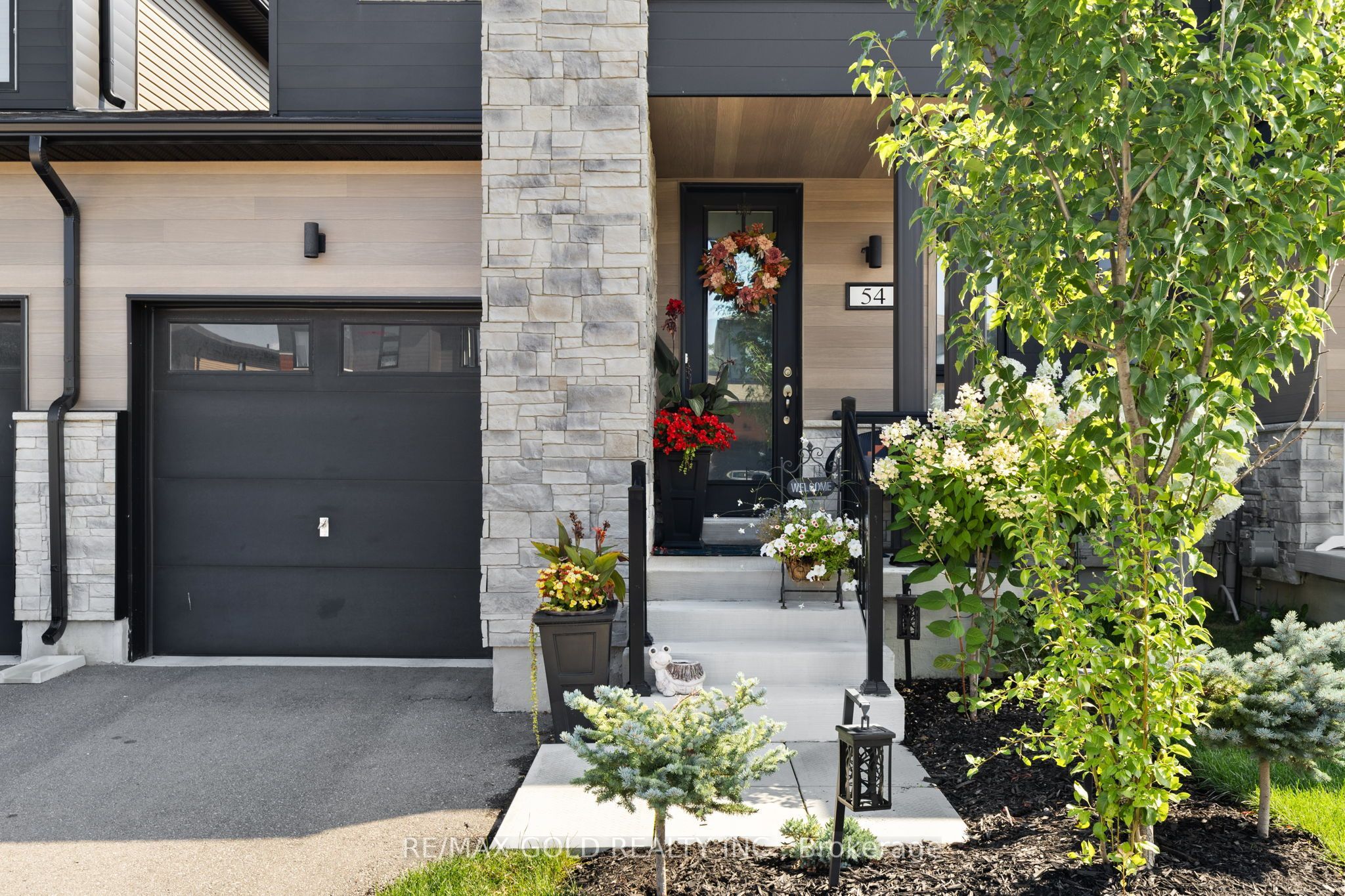 54 Eberhardt Drive, Wasaga Beach, ON L9Z 0K5 photo 4
