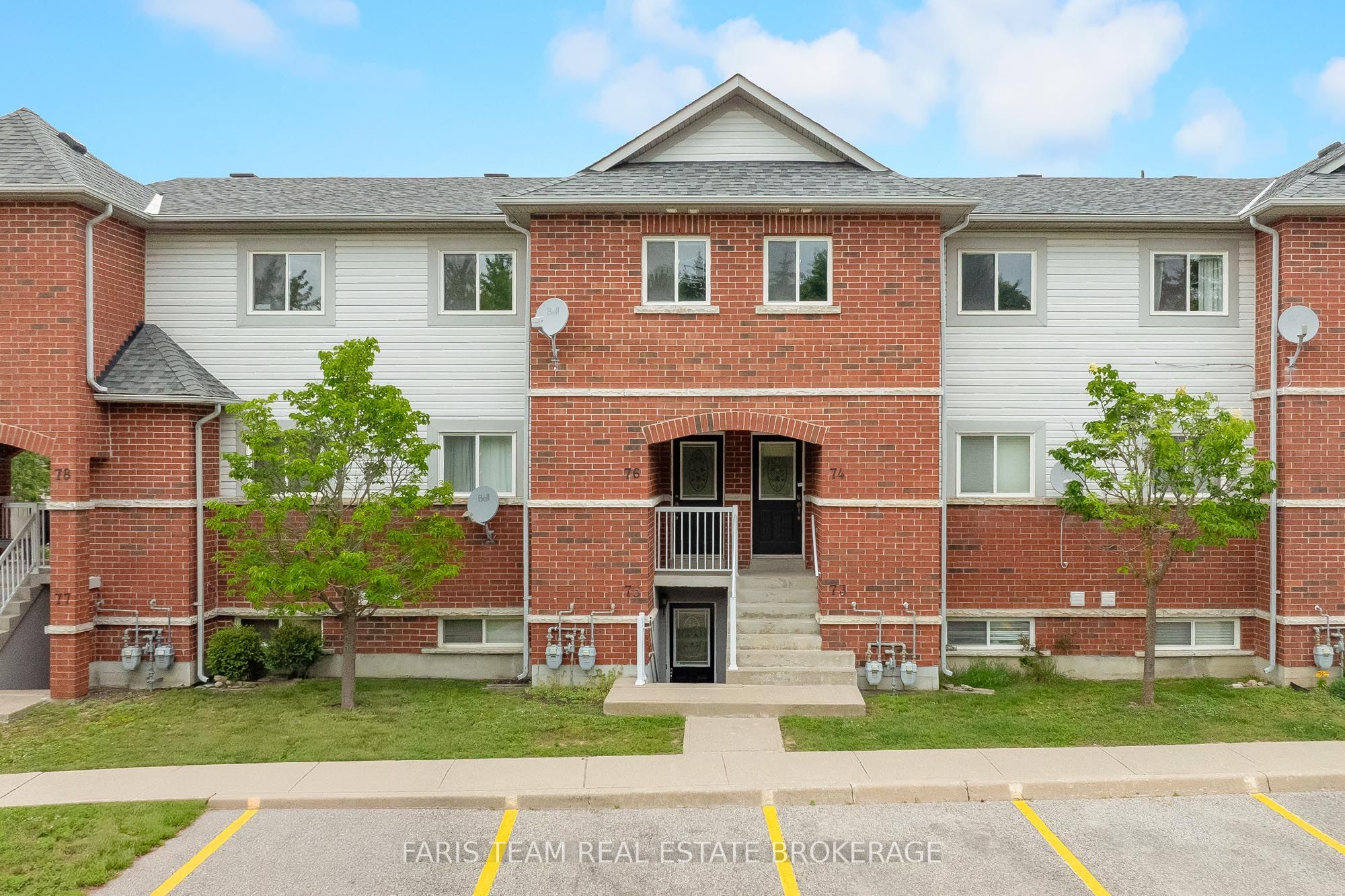 243 Ferndale Drive S 76, Barrie, ON L4N 0T6