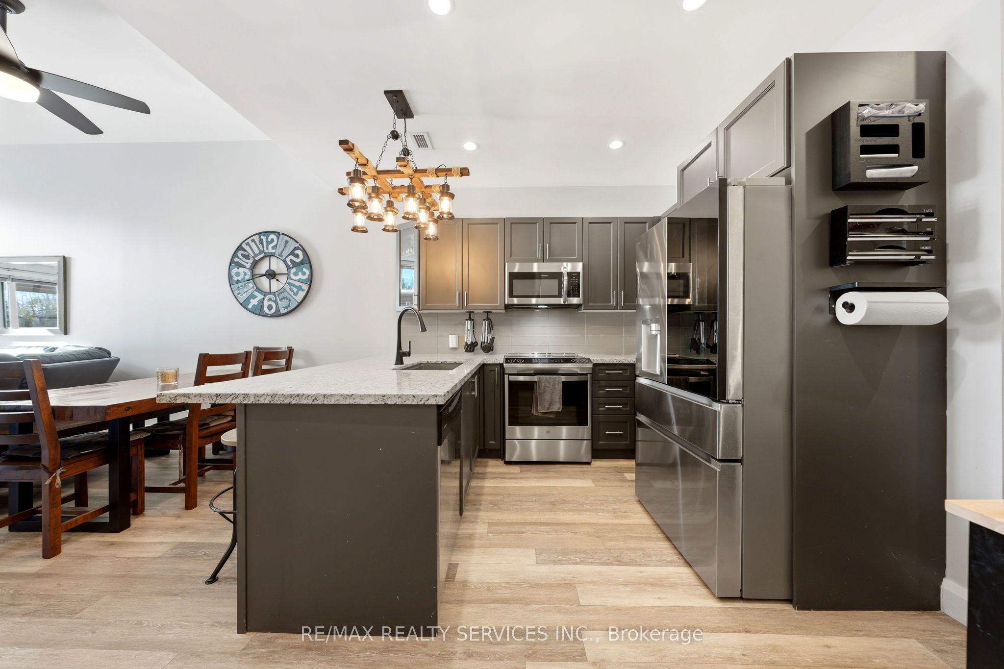 80 Horseshoe Boulevard 501, Oro-Medonte, ON L4M 4Y8 photo 5