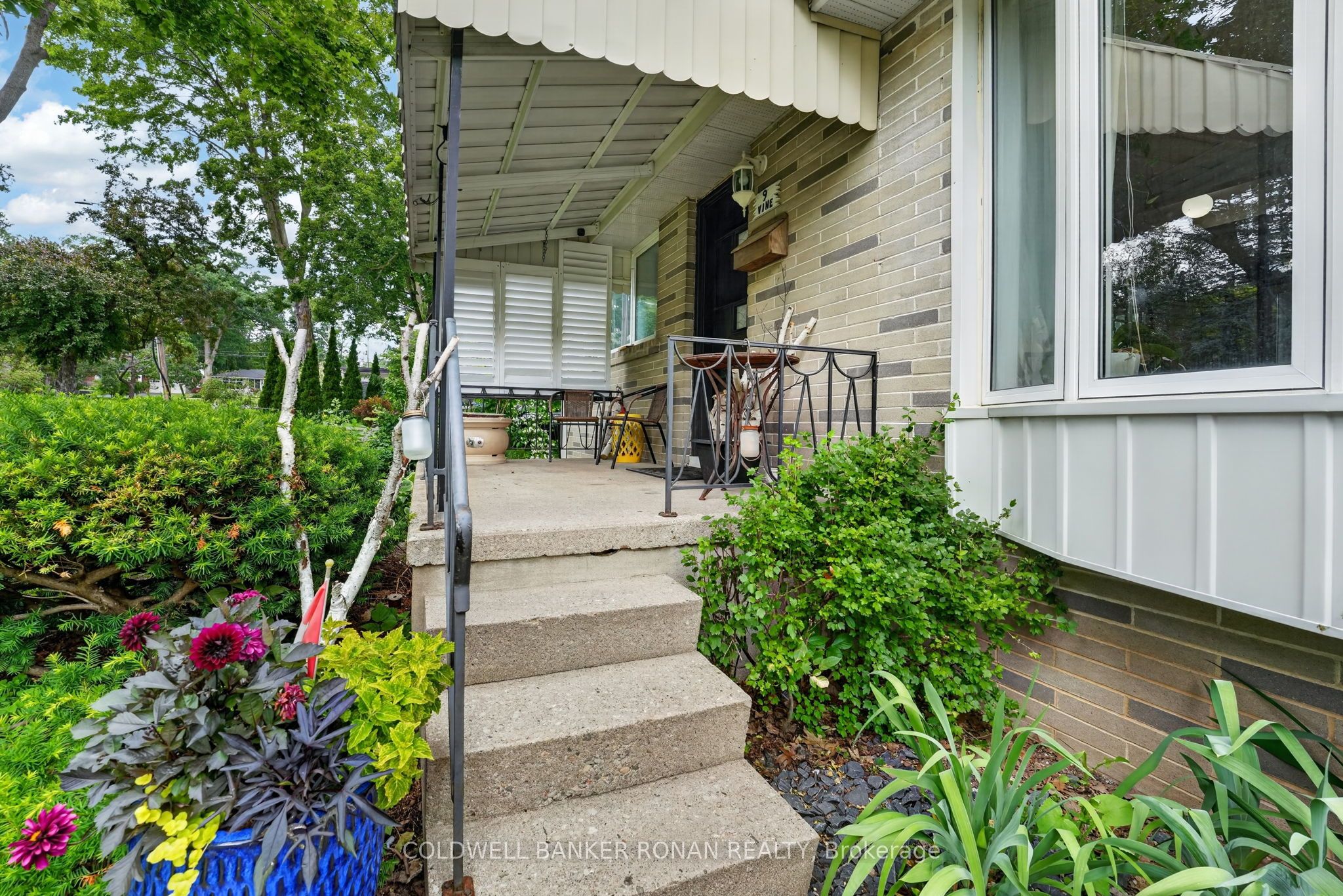 9 Vine Street, Barrie, ON L4N 2B1 photo 4